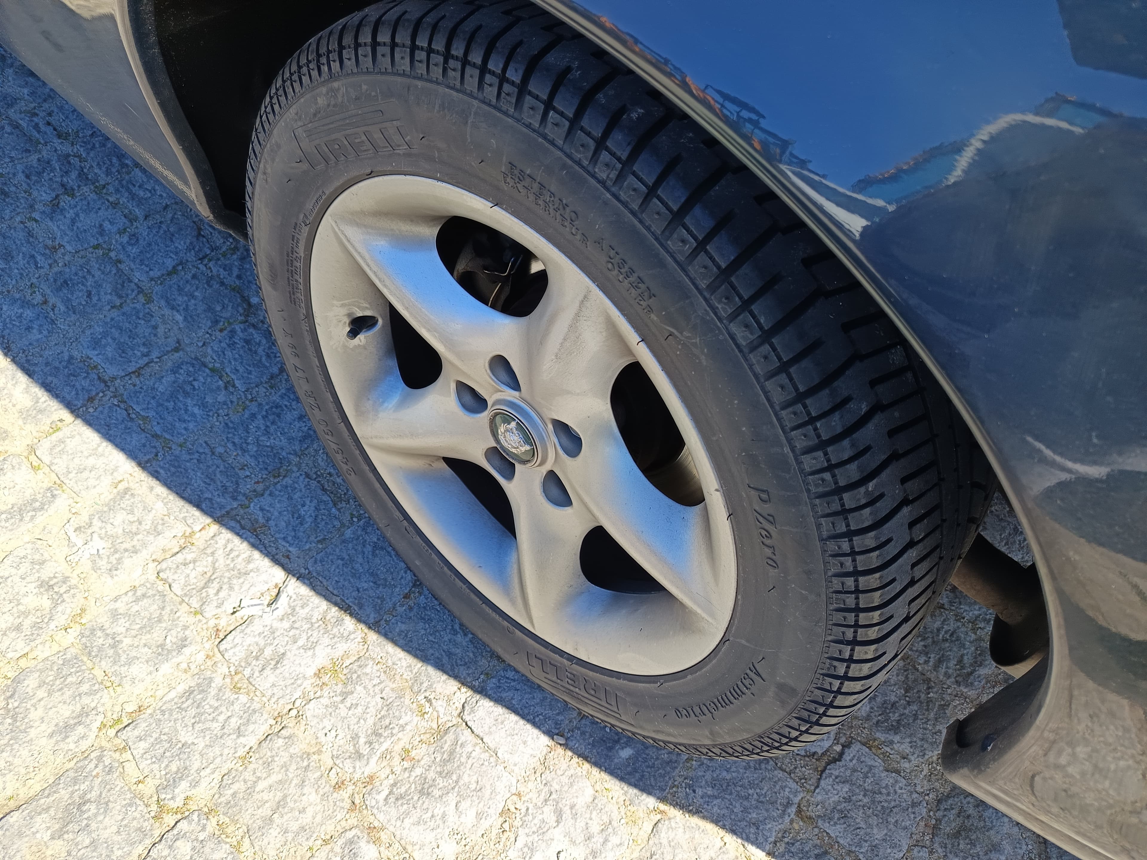 Jaguar XK8 · Ano 2001 — image 12