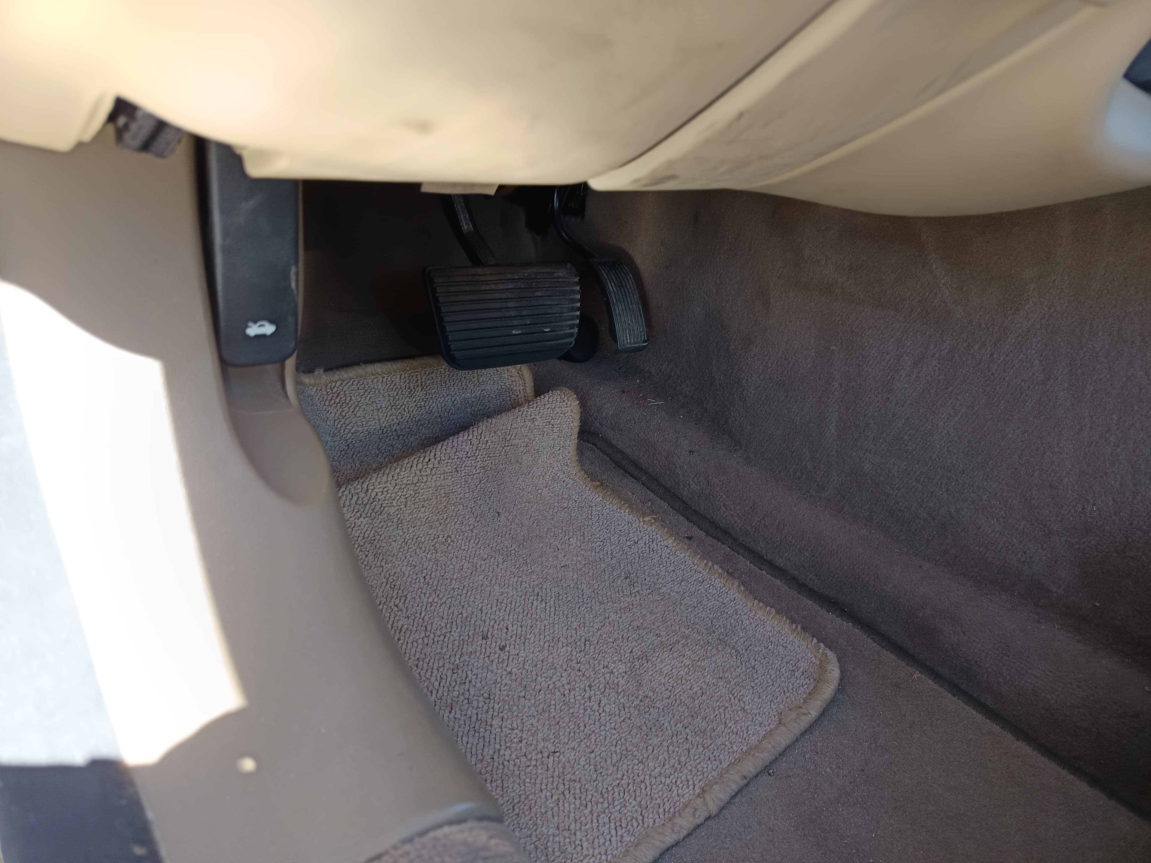 Jaguar XK8 · Ano 2001 — image 28