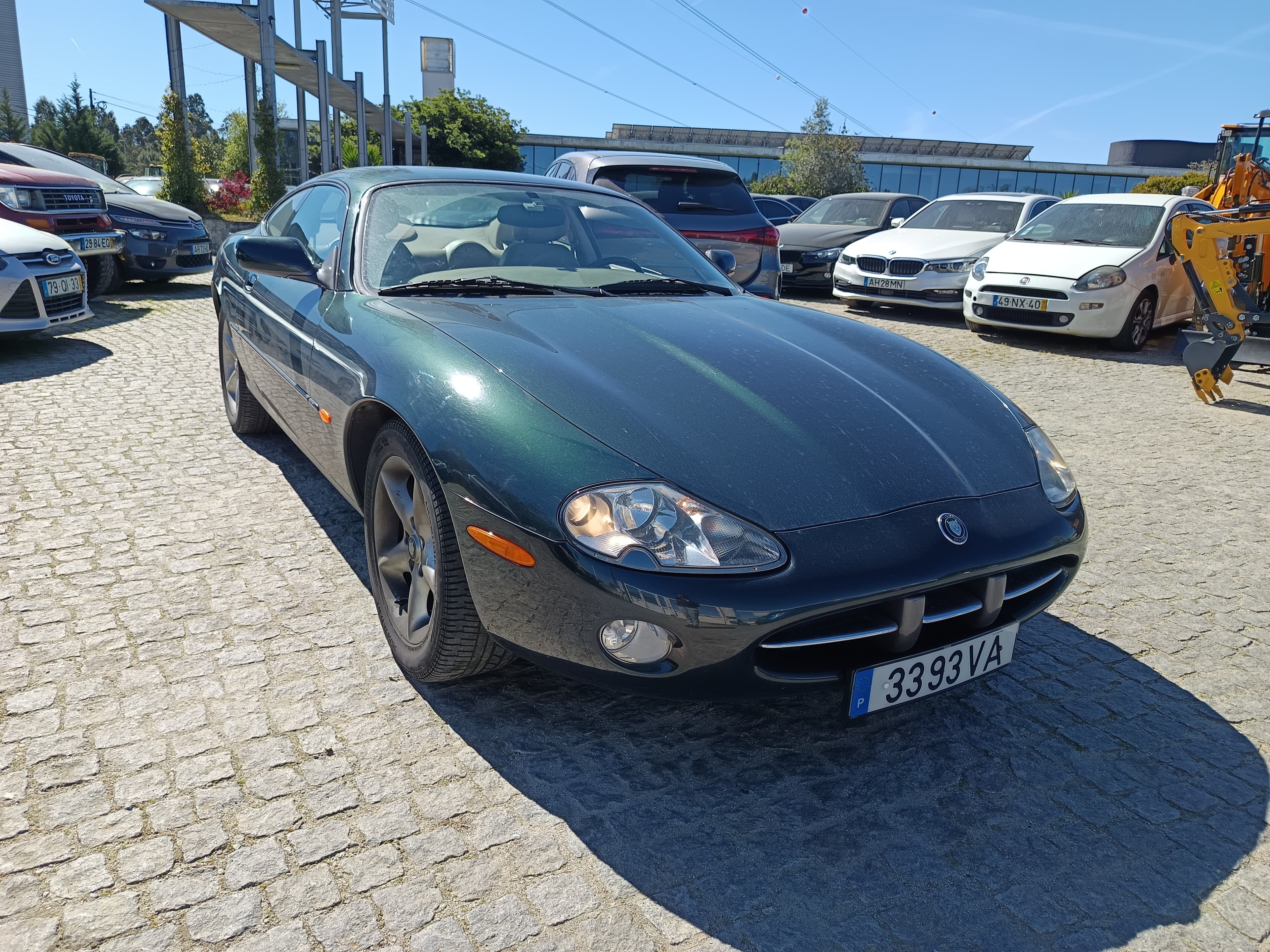 Jaguar XK8 · Ano 2001 — image 3