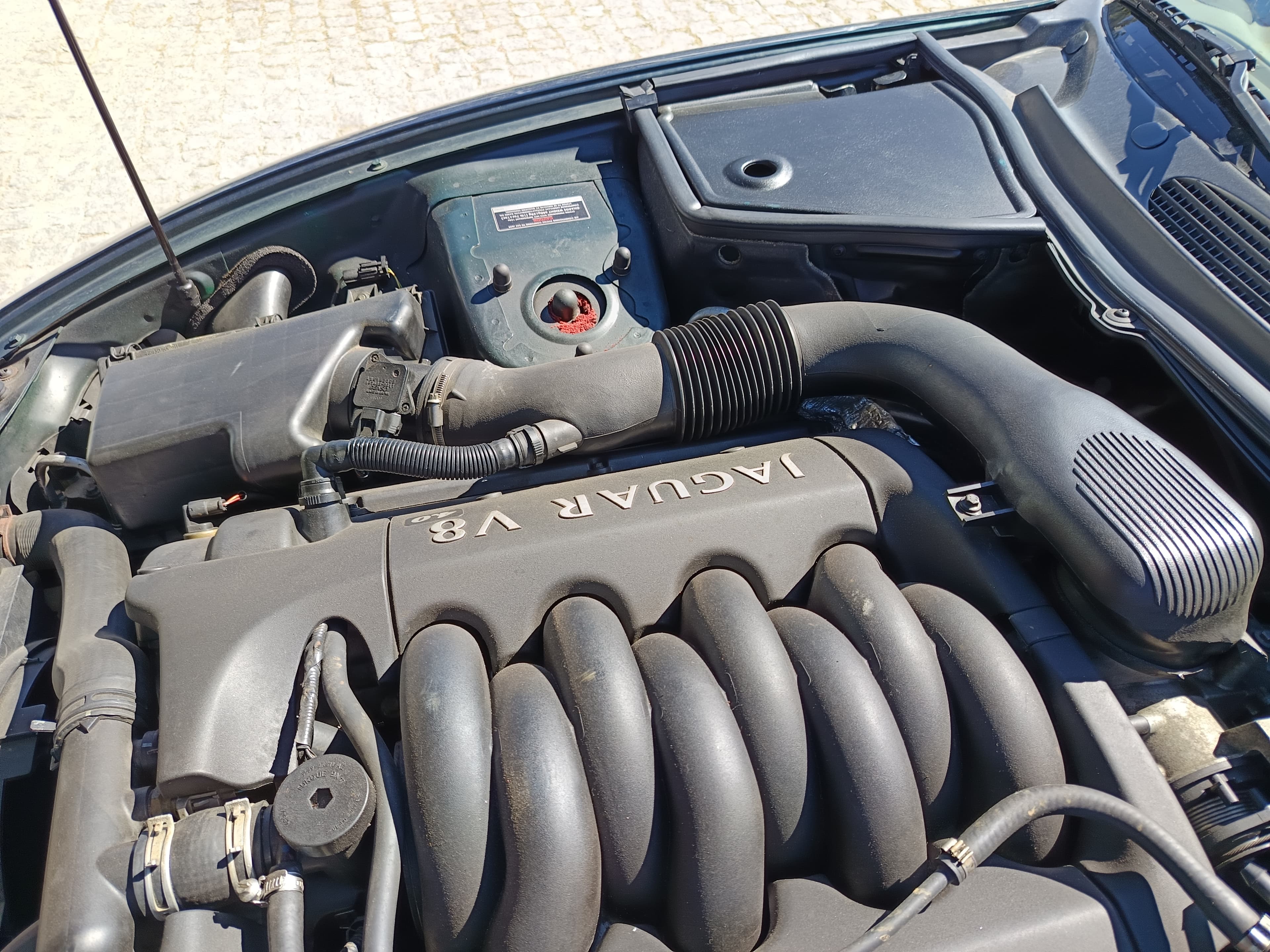 Jaguar XK8 · Ano 2001 — image 15