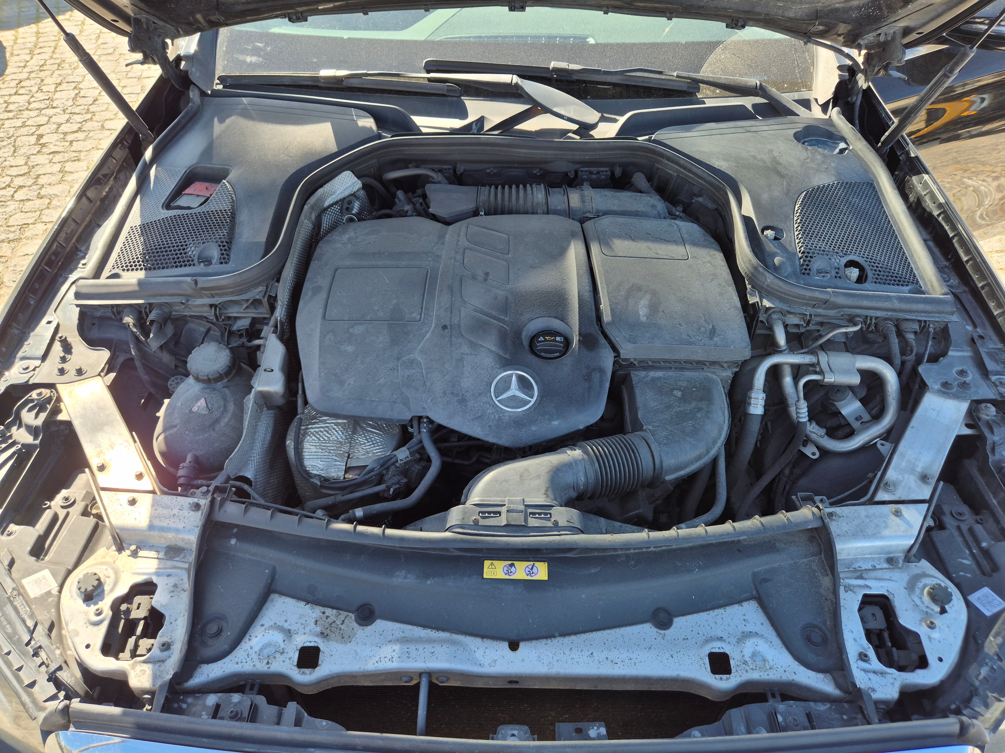 Mercedes-Benz E 220 d · Ano 2018 — imagem 49
