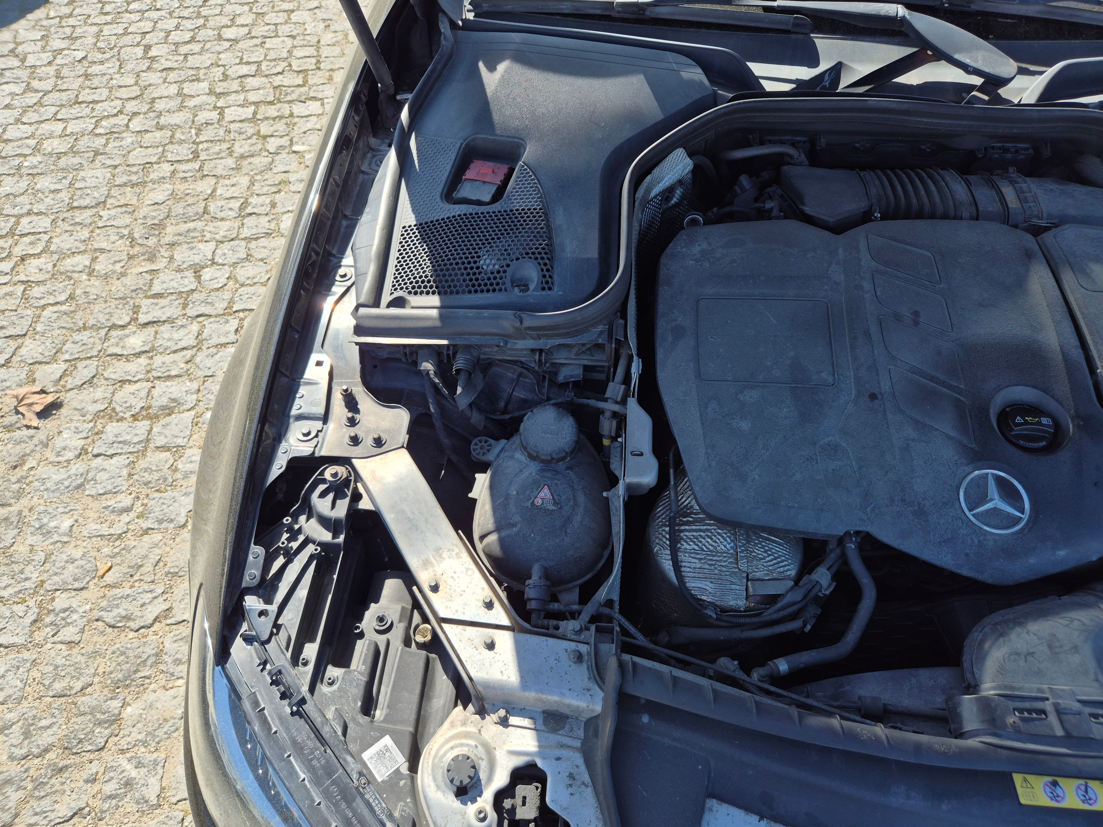 Mercedes-Benz E 220 d · Ano 2018 — imagem 50