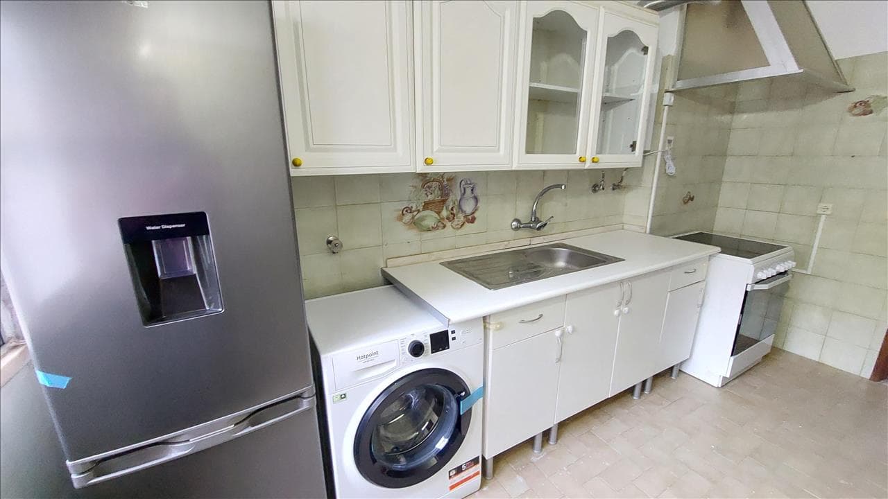 Apartamento T2 · Rio de Mouro, Sintra — image 6