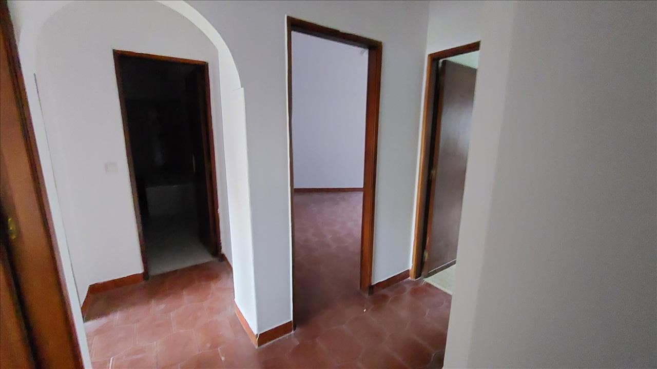 Apartamento T2 · Rio de Mouro, Sintra — image 4