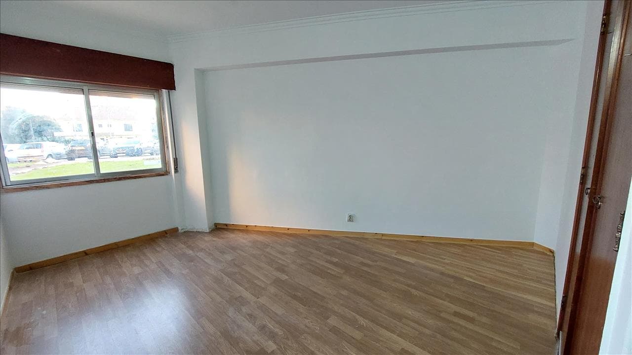 Apartamento T2 · Rio de Mouro, Sintra — image 10