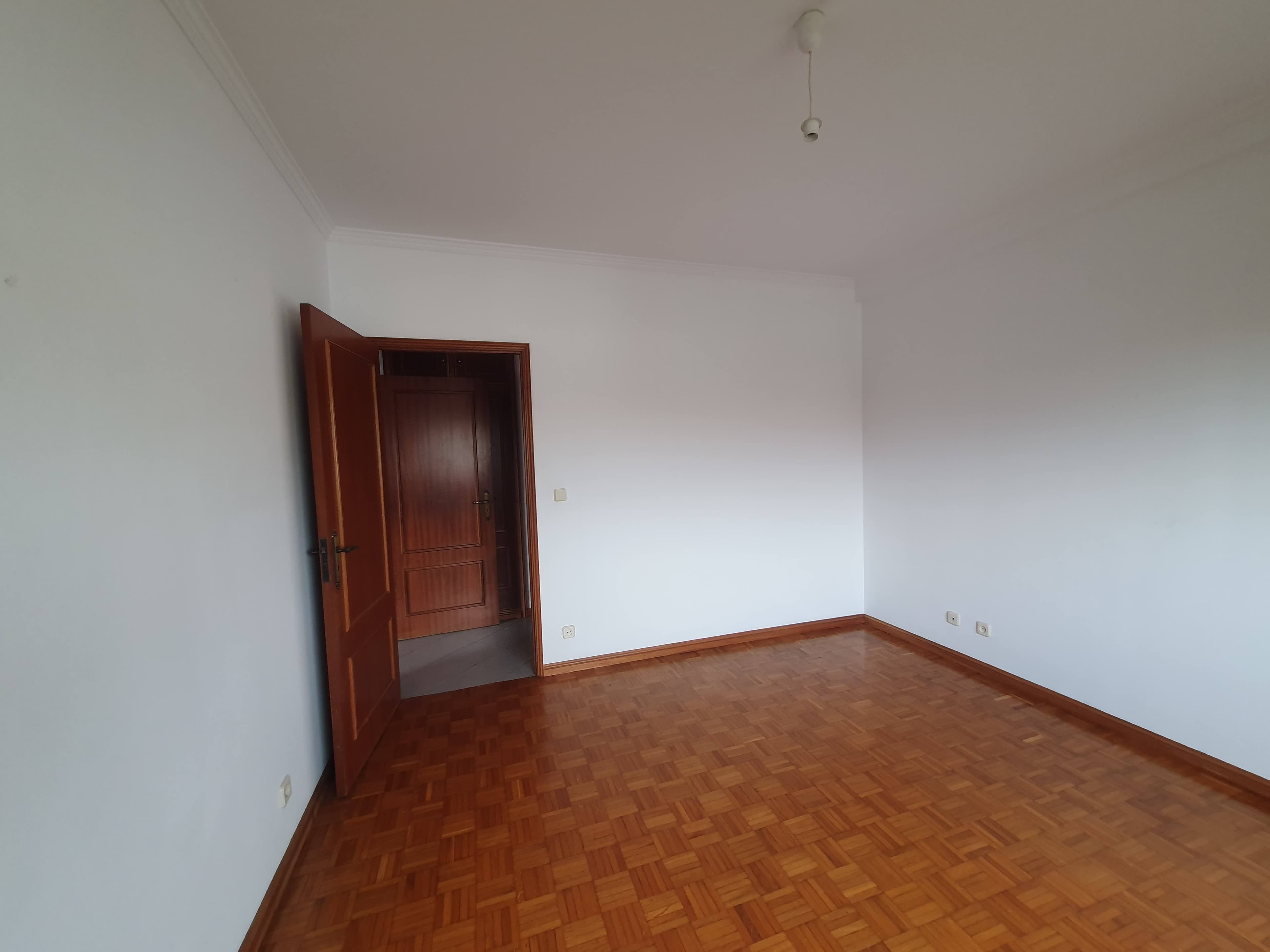 Apartamento T1 · Rio Tinto, Gondomar — imagem 5