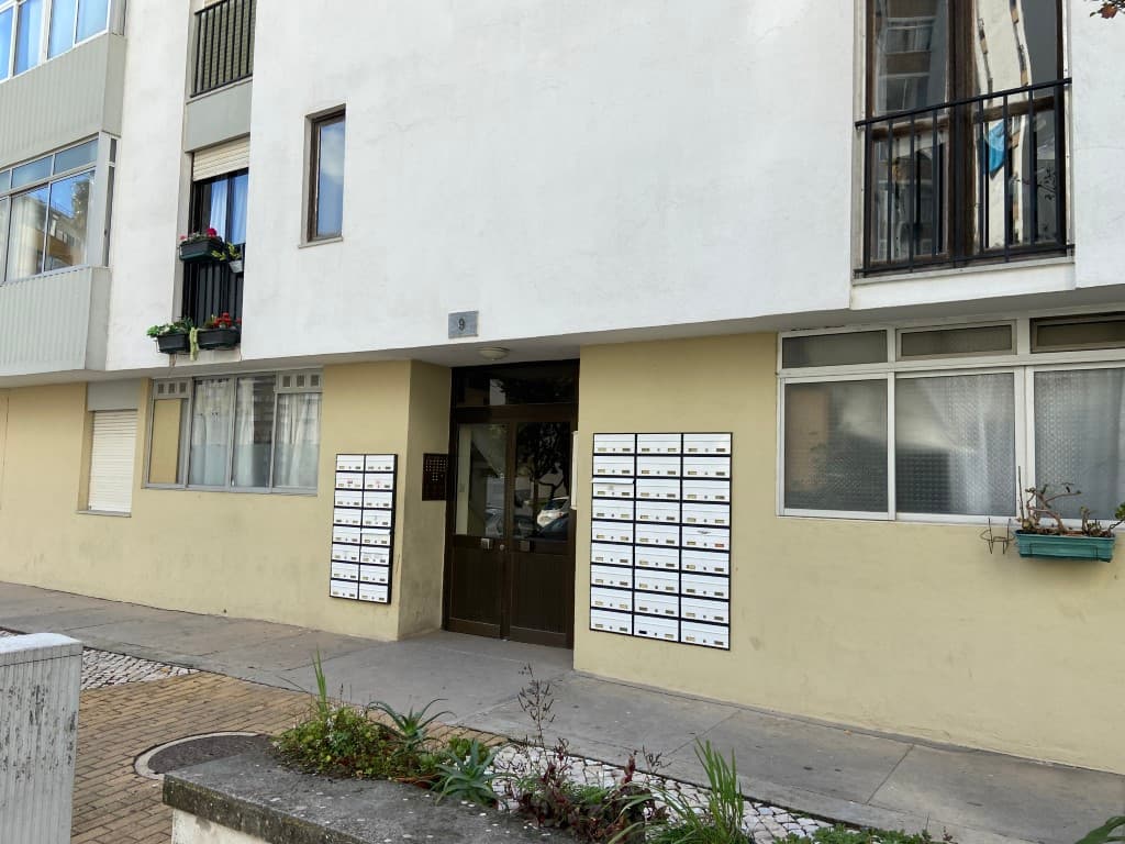 Apartamento T2 · Corroios, Seixal — imagem 2