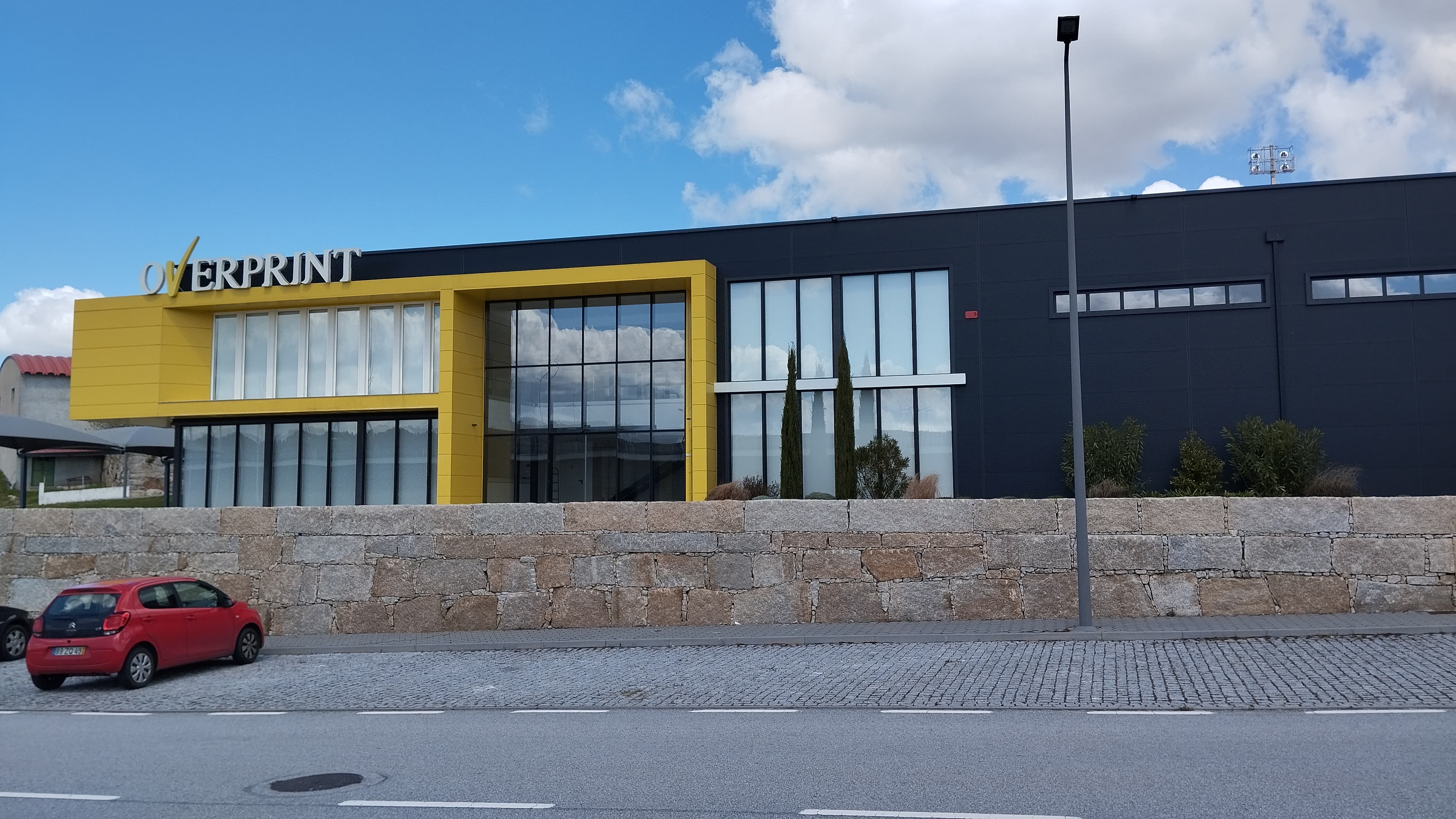 Armazém Industrial · Sernancelhe — imagem 4
