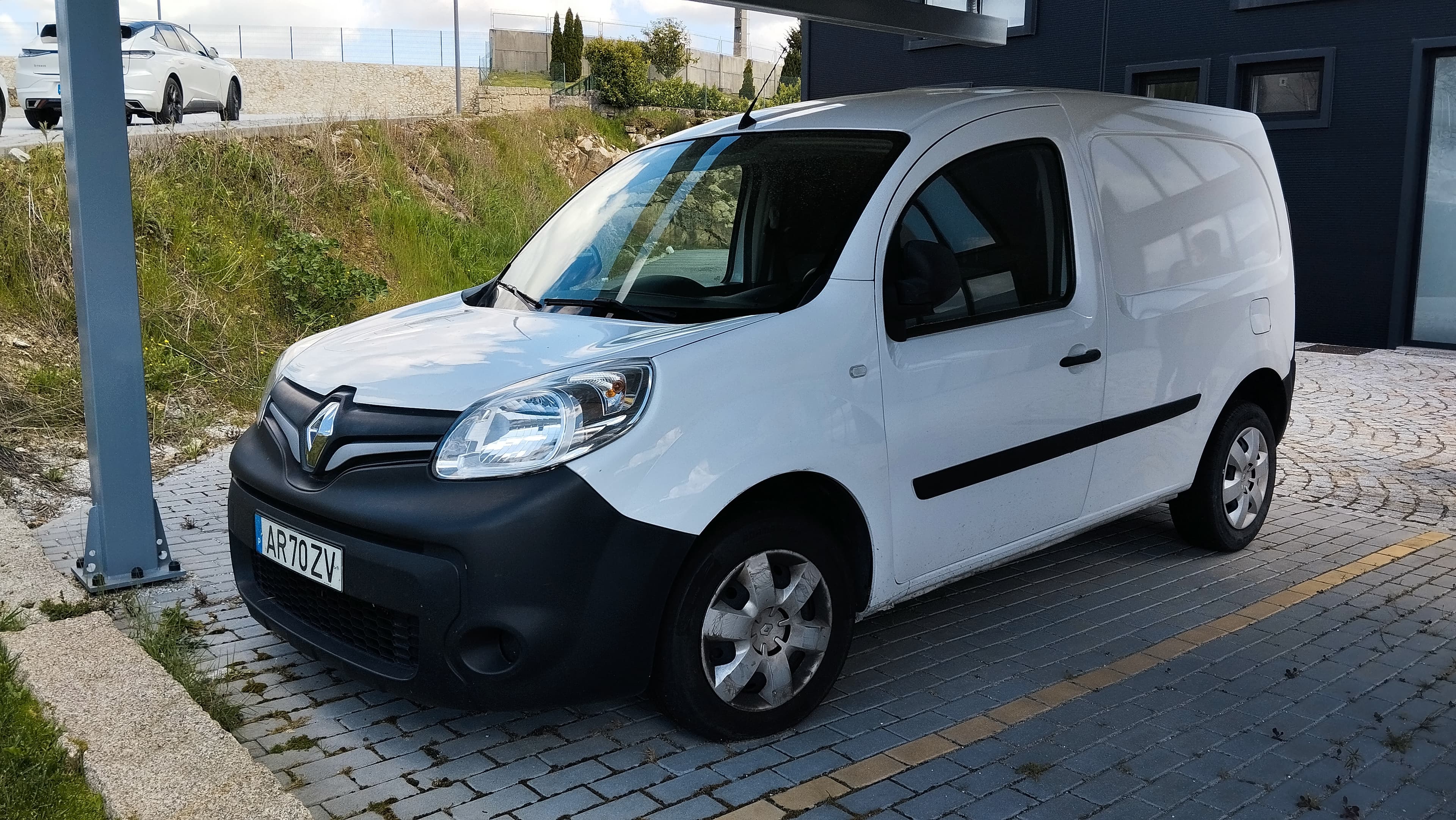 Renault Kangoo 1.5 DCi · Ano 2020 — image 1