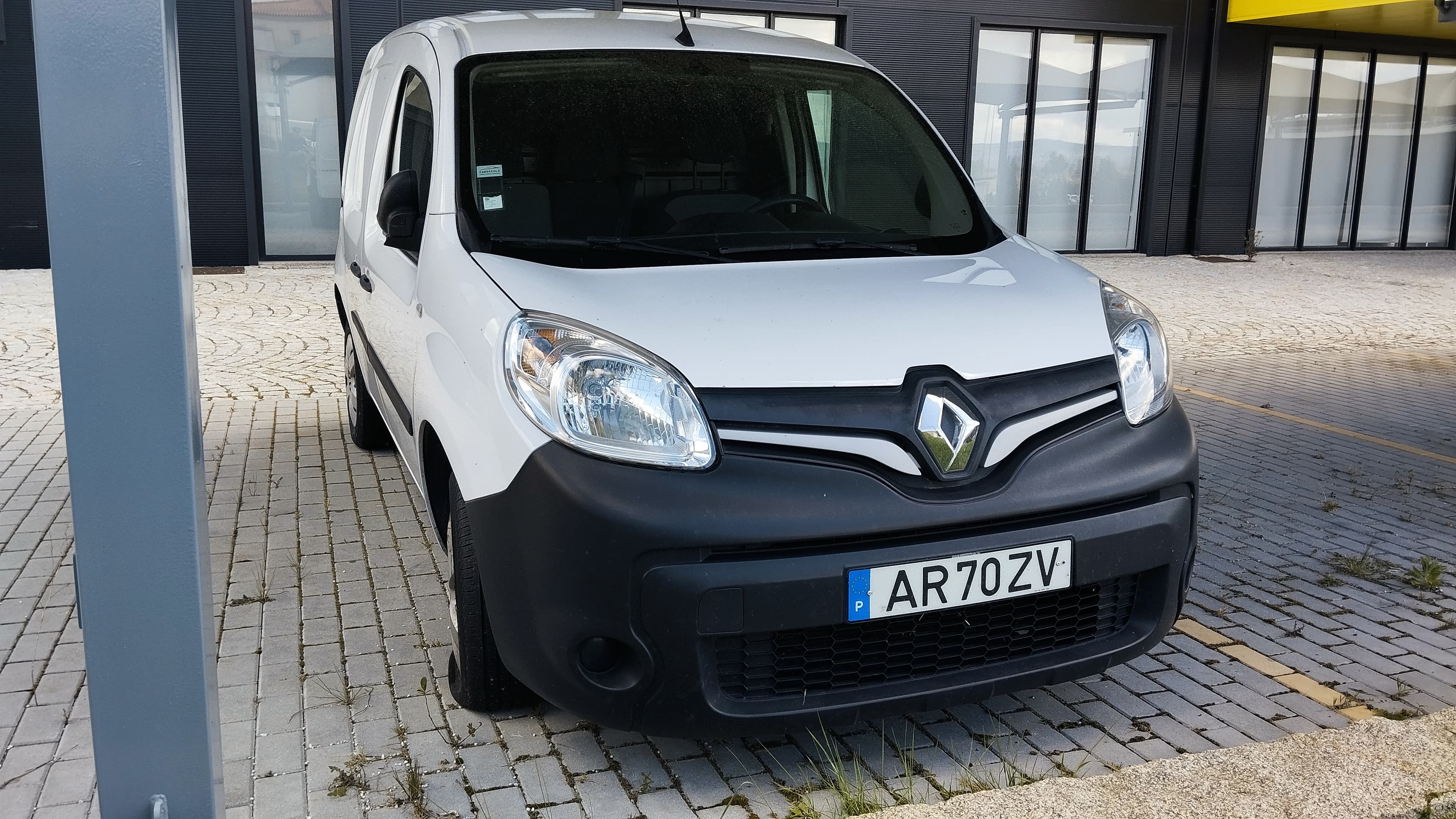 Renault Kangoo 1.5 DCi · Ano 2020 — image 2