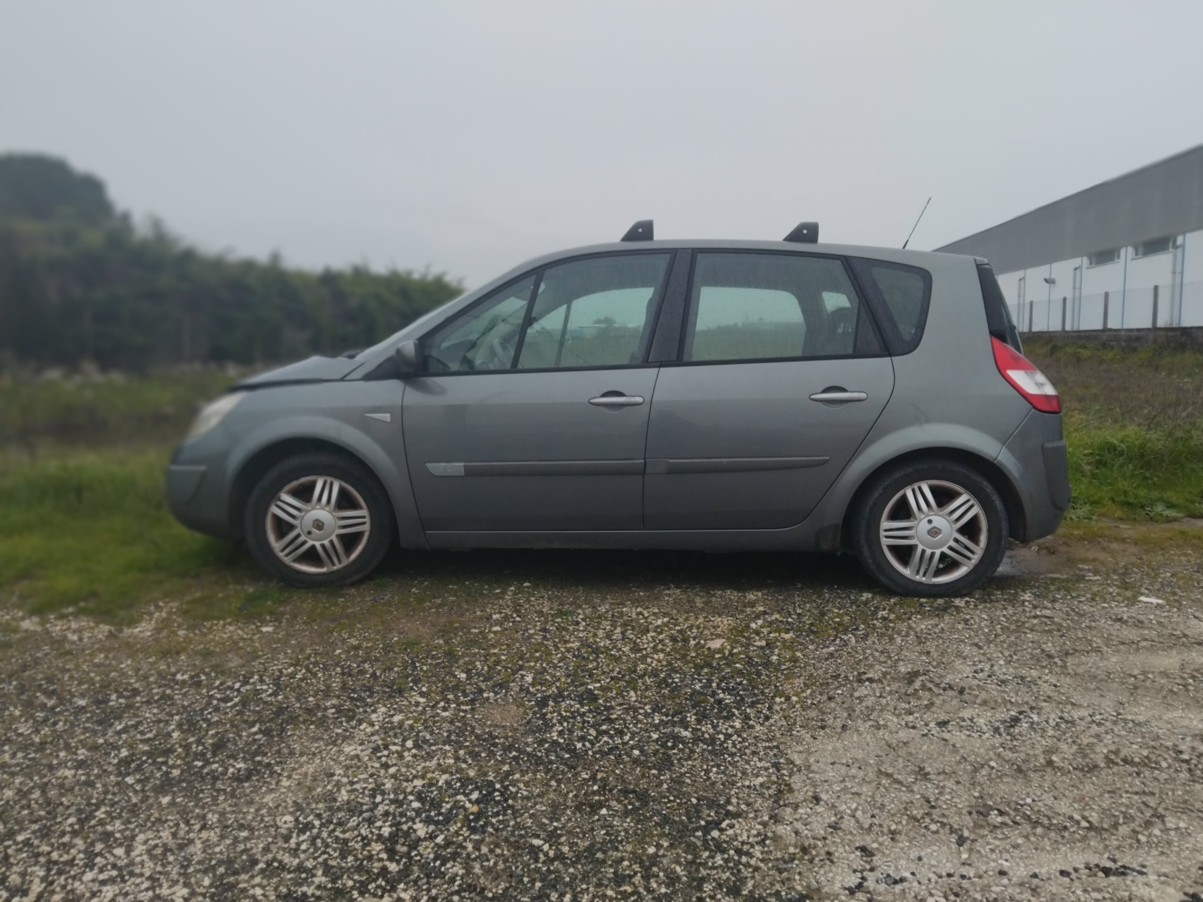 Renault Mégane 1.5 DCI · Ano 2005 — imagem 2