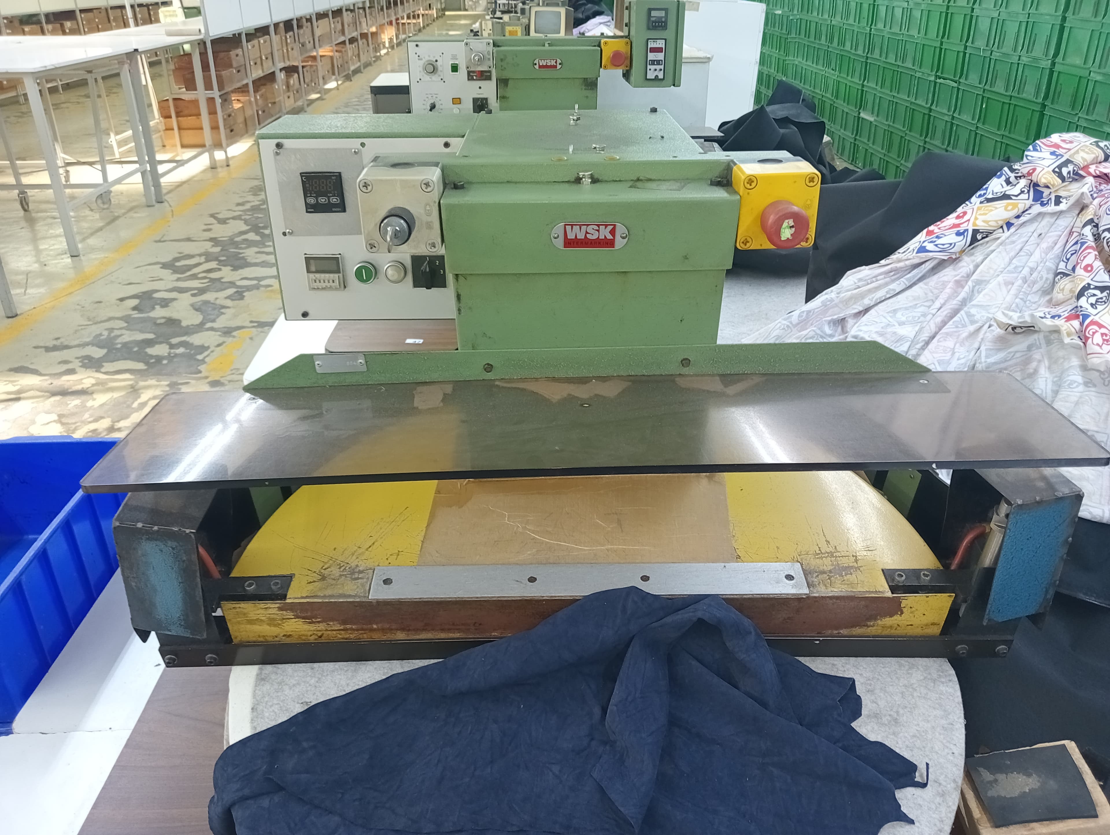 Máquina de colar Forros — imagen 2