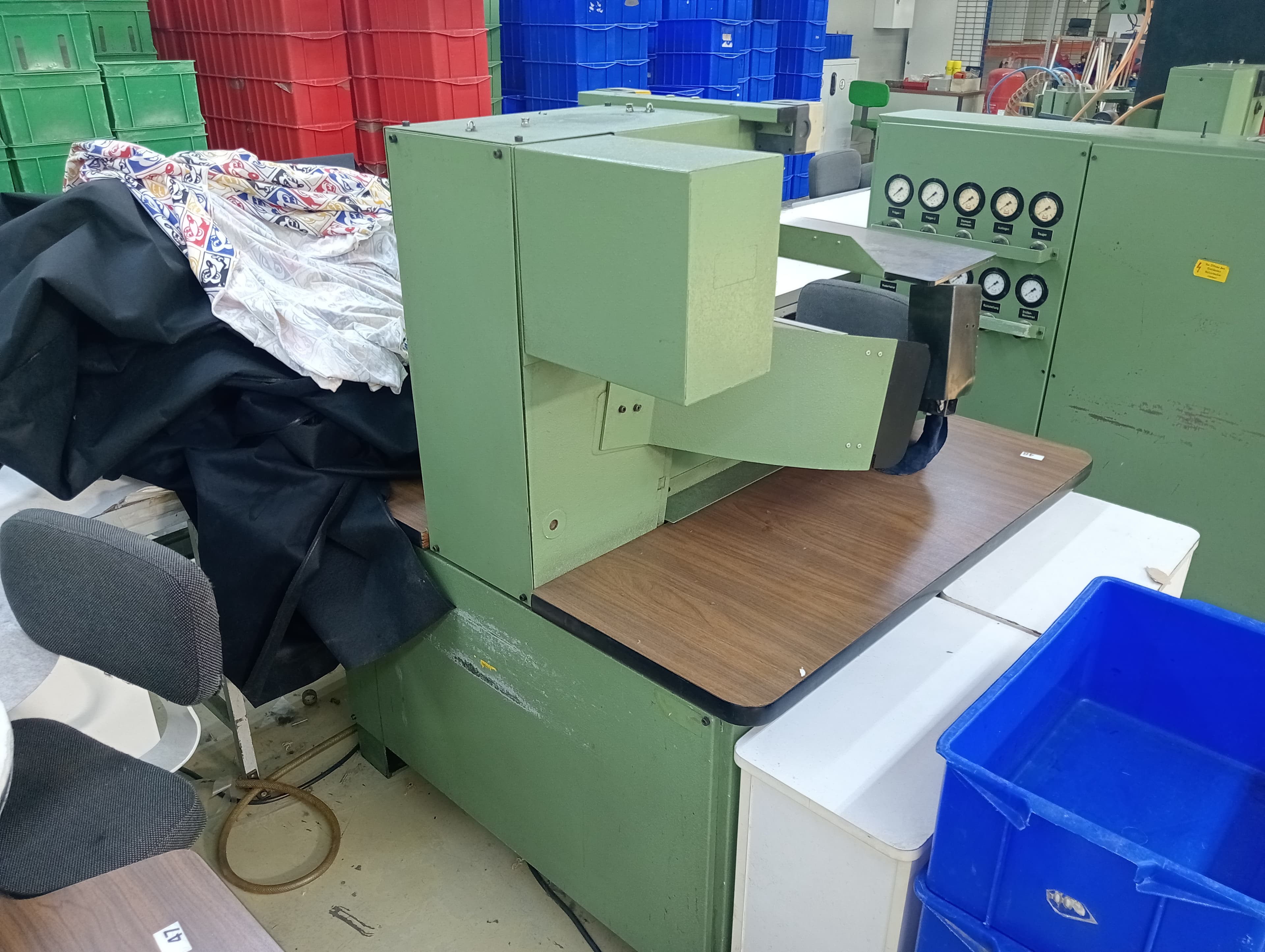 Máquina de colar Forros — imagen 3