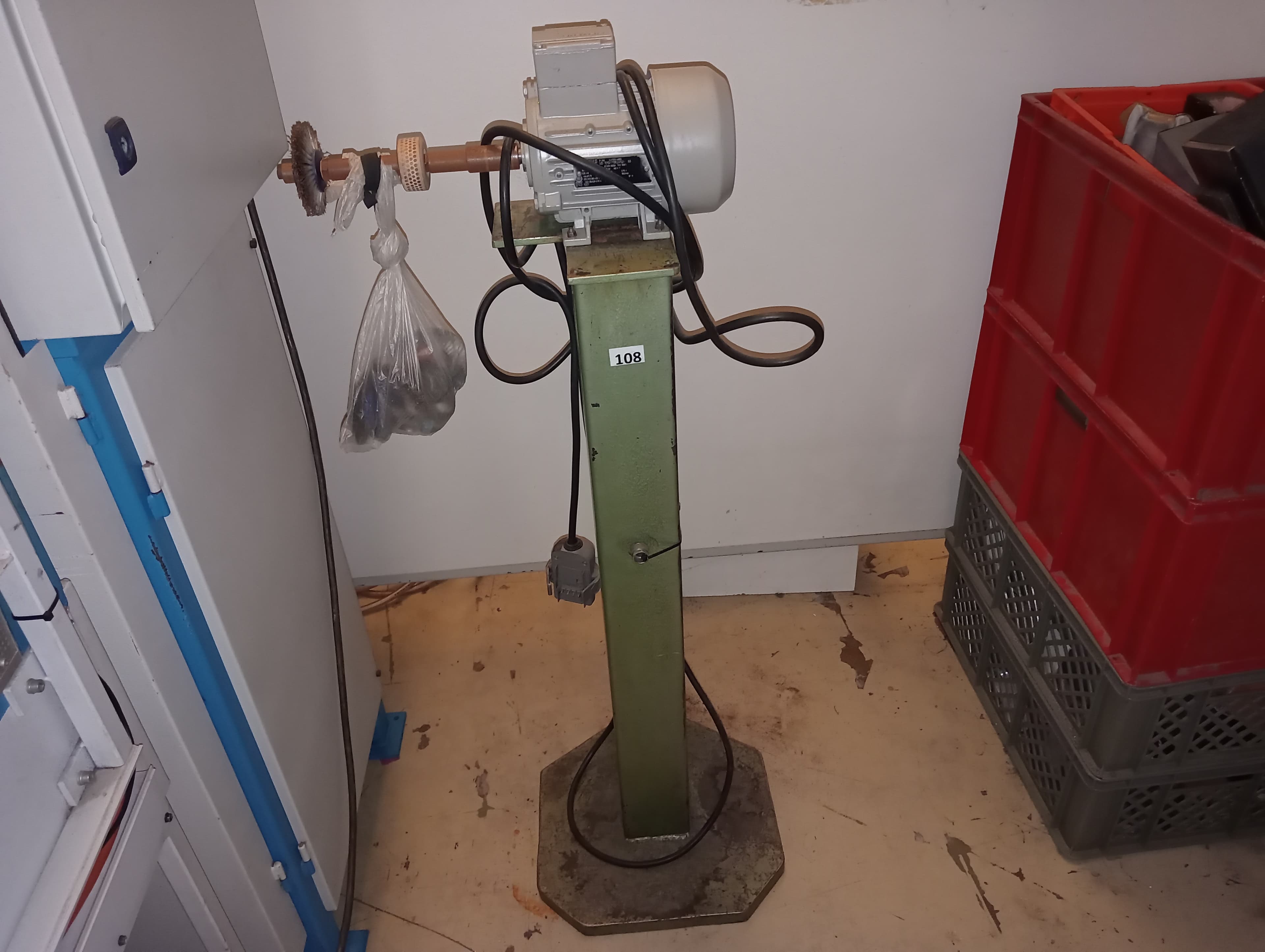 Máquina de Polir — imagem 1