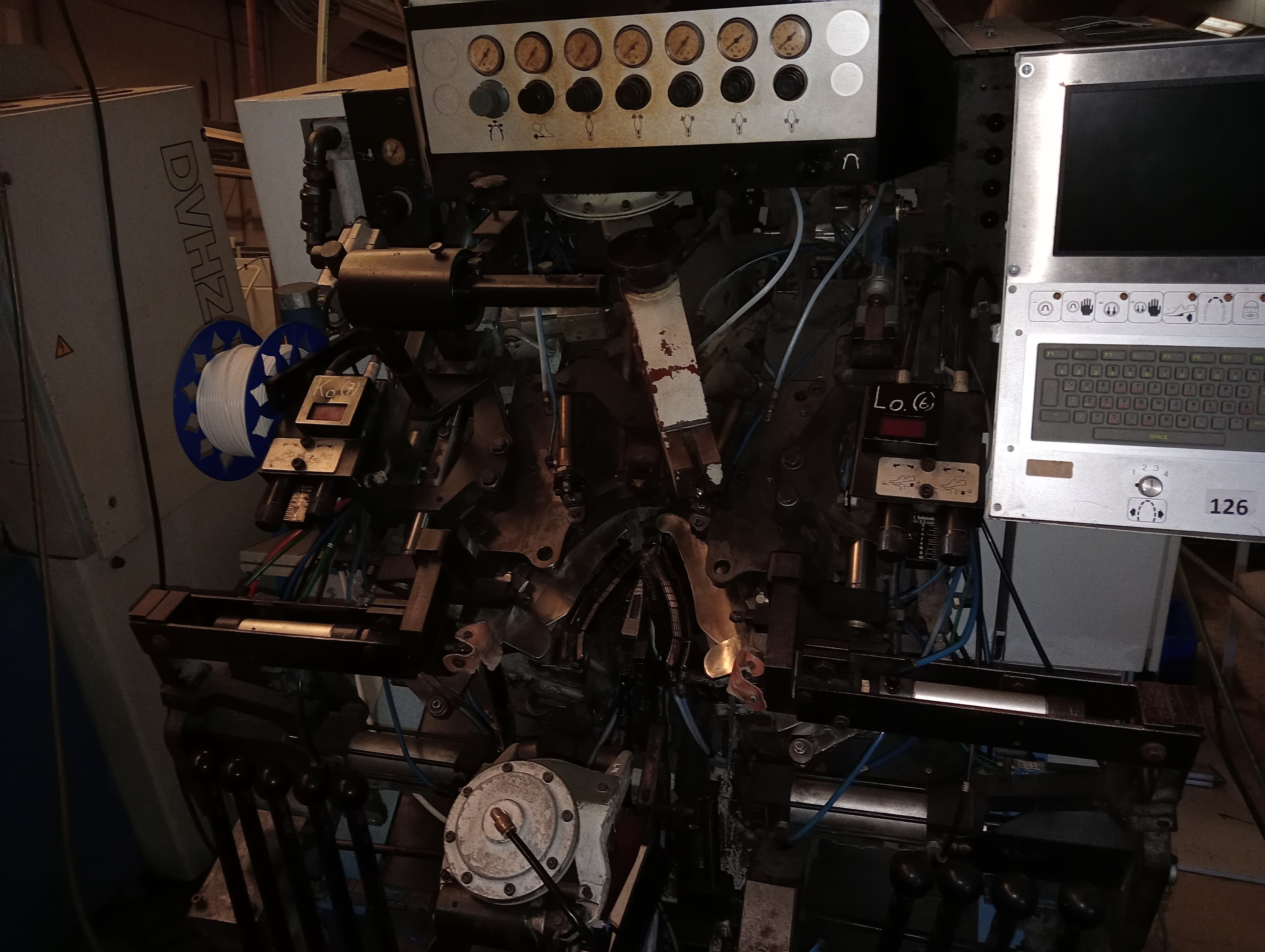 Máquina de Montar Bicos — imagem 3