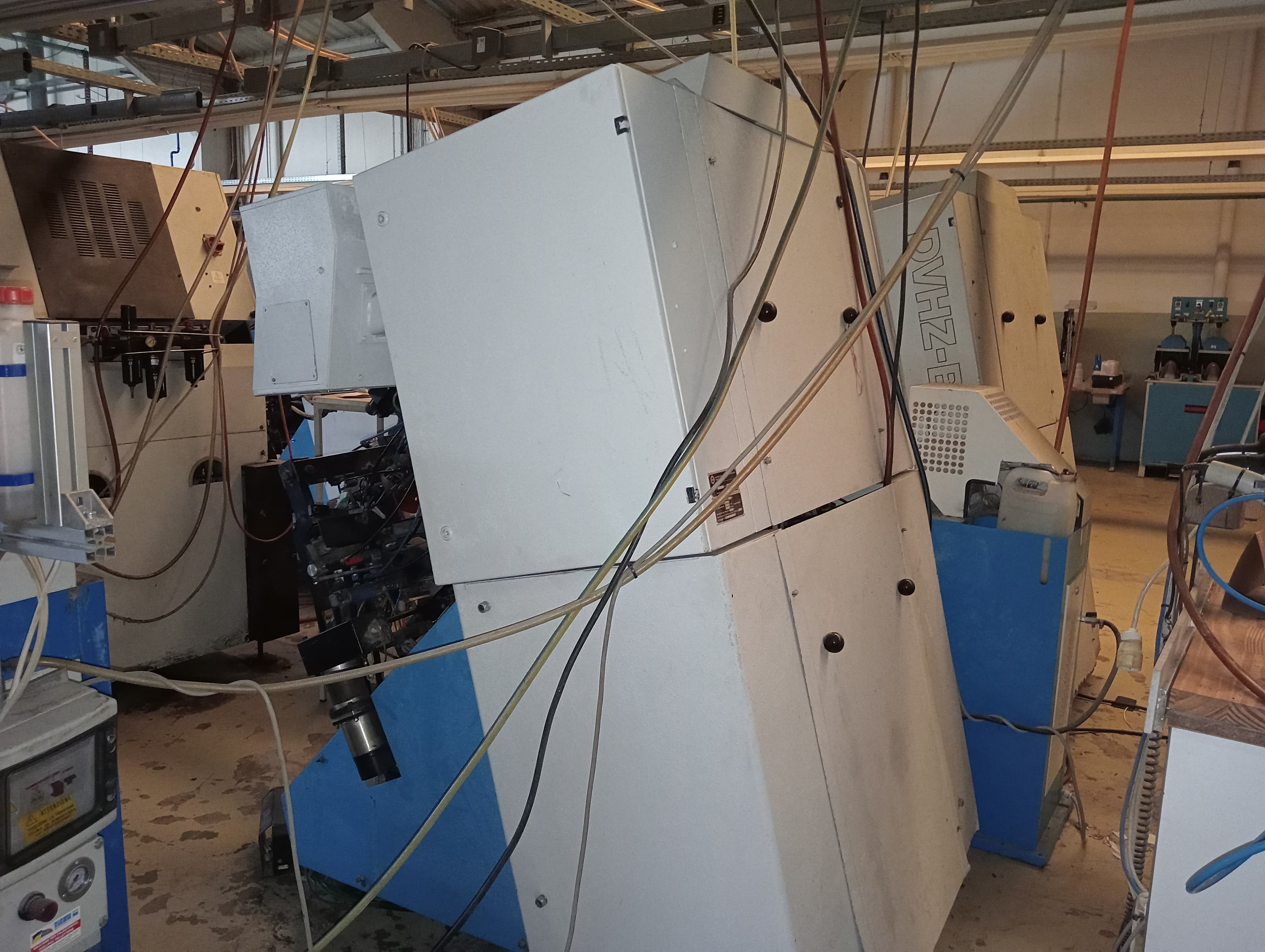 Máquina de Montar Bicos — imagem 4