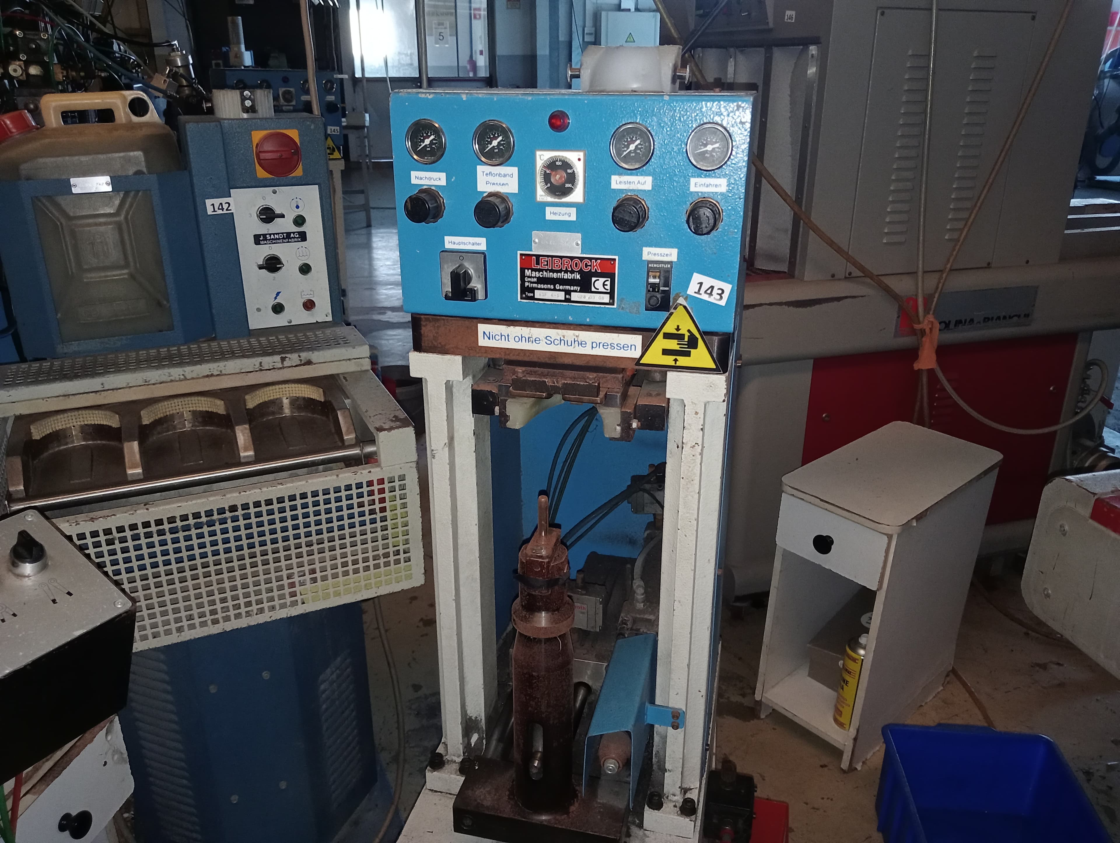 Máquina Prensa de Calcanheiras — image 2
