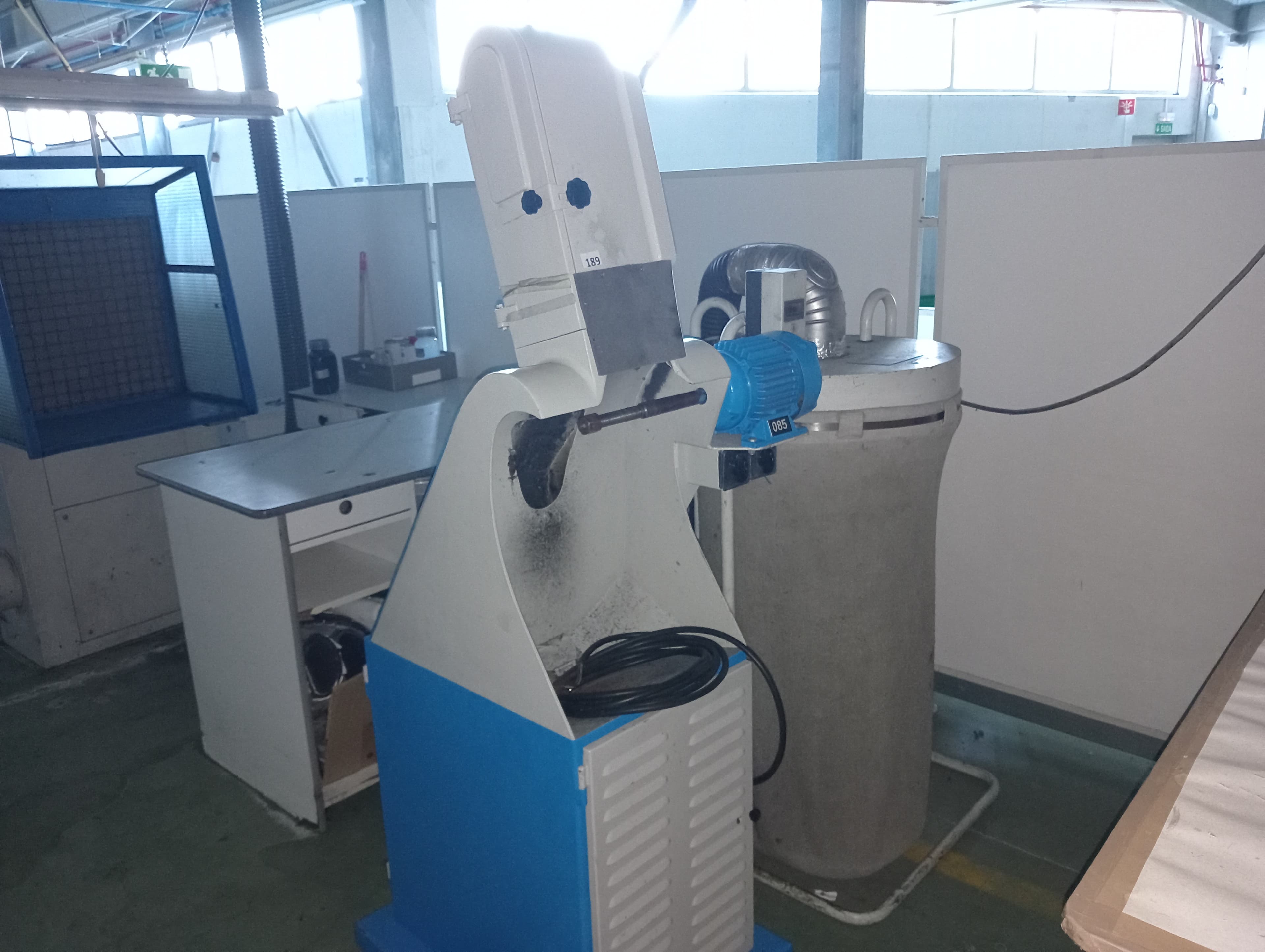 Máquina de Cardar com Aspiração — imagem 1