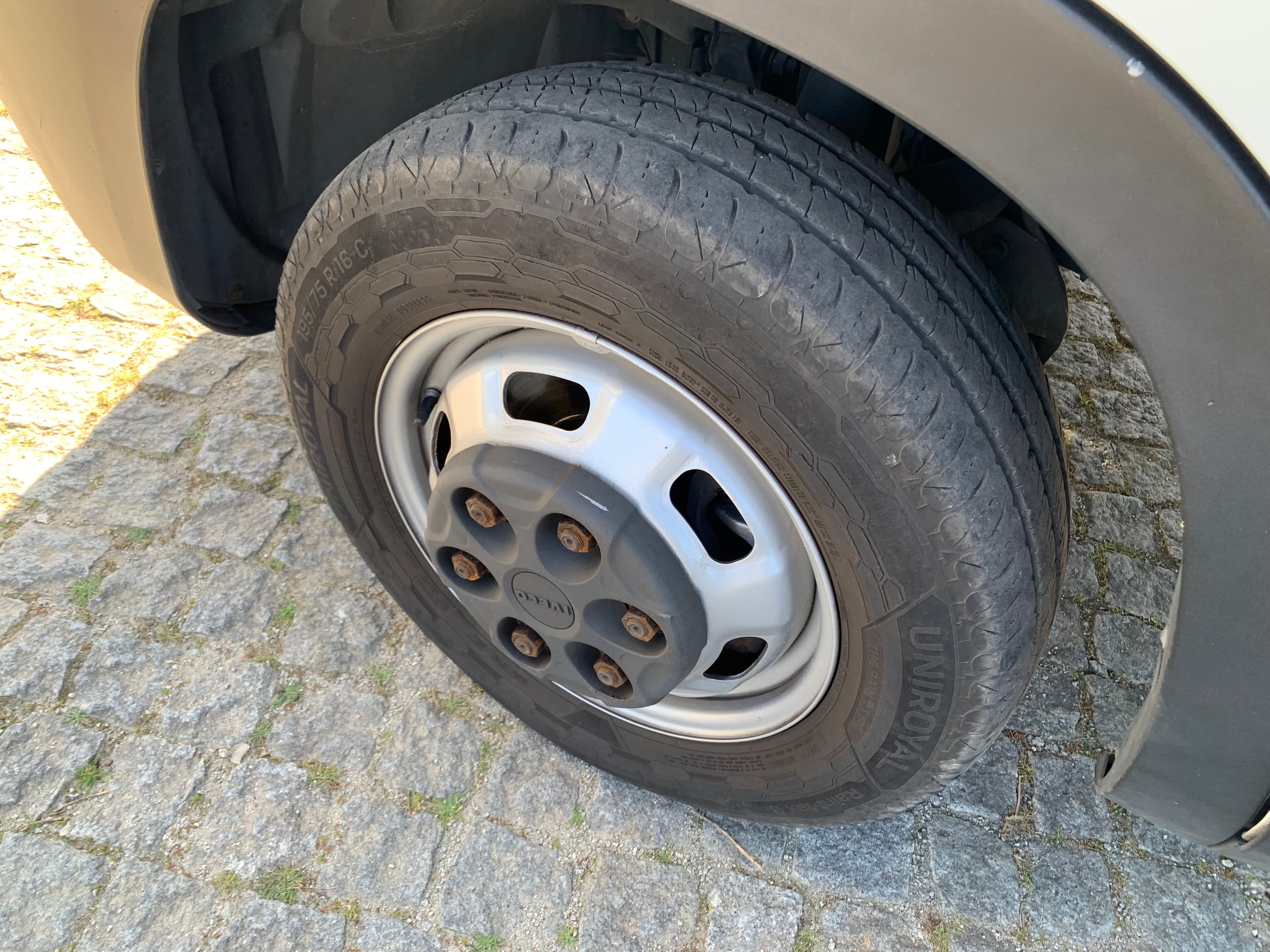 Iveco 35C14 · Ano 2017 — image 11