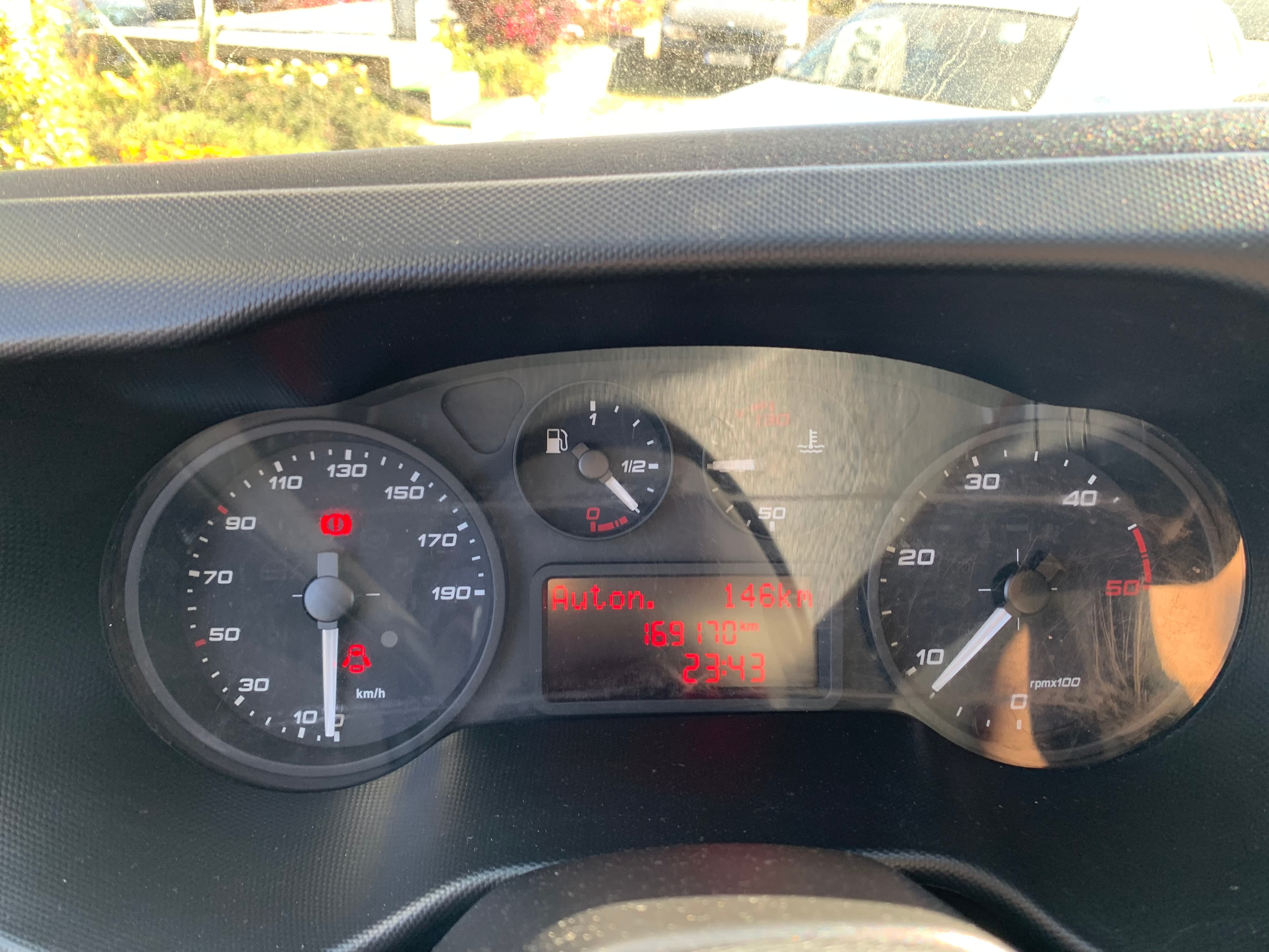 Iveco 35C14 · Ano 2017 — image 22