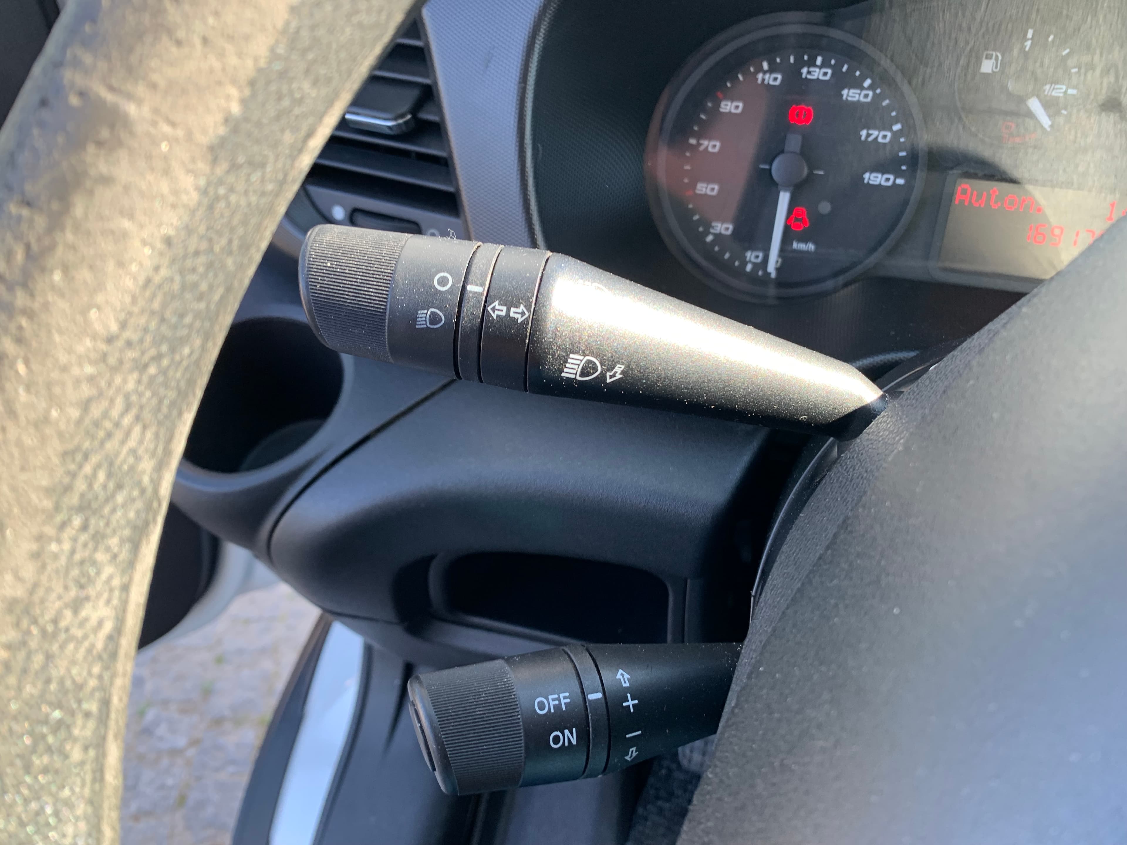 Iveco 35C14 · Ano 2017 — image 25