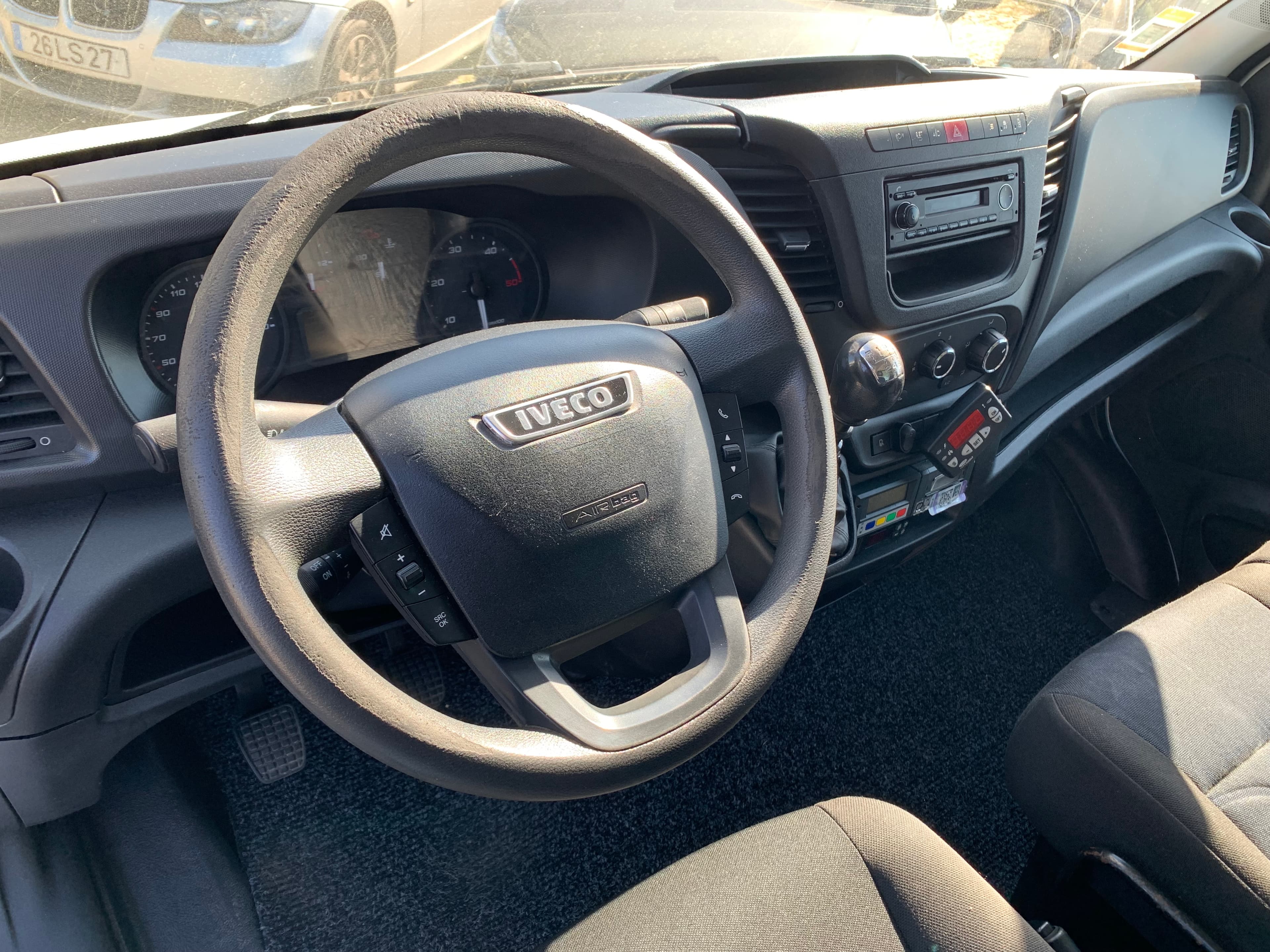 Iveco 35C14 · Ano 2017 — image 17