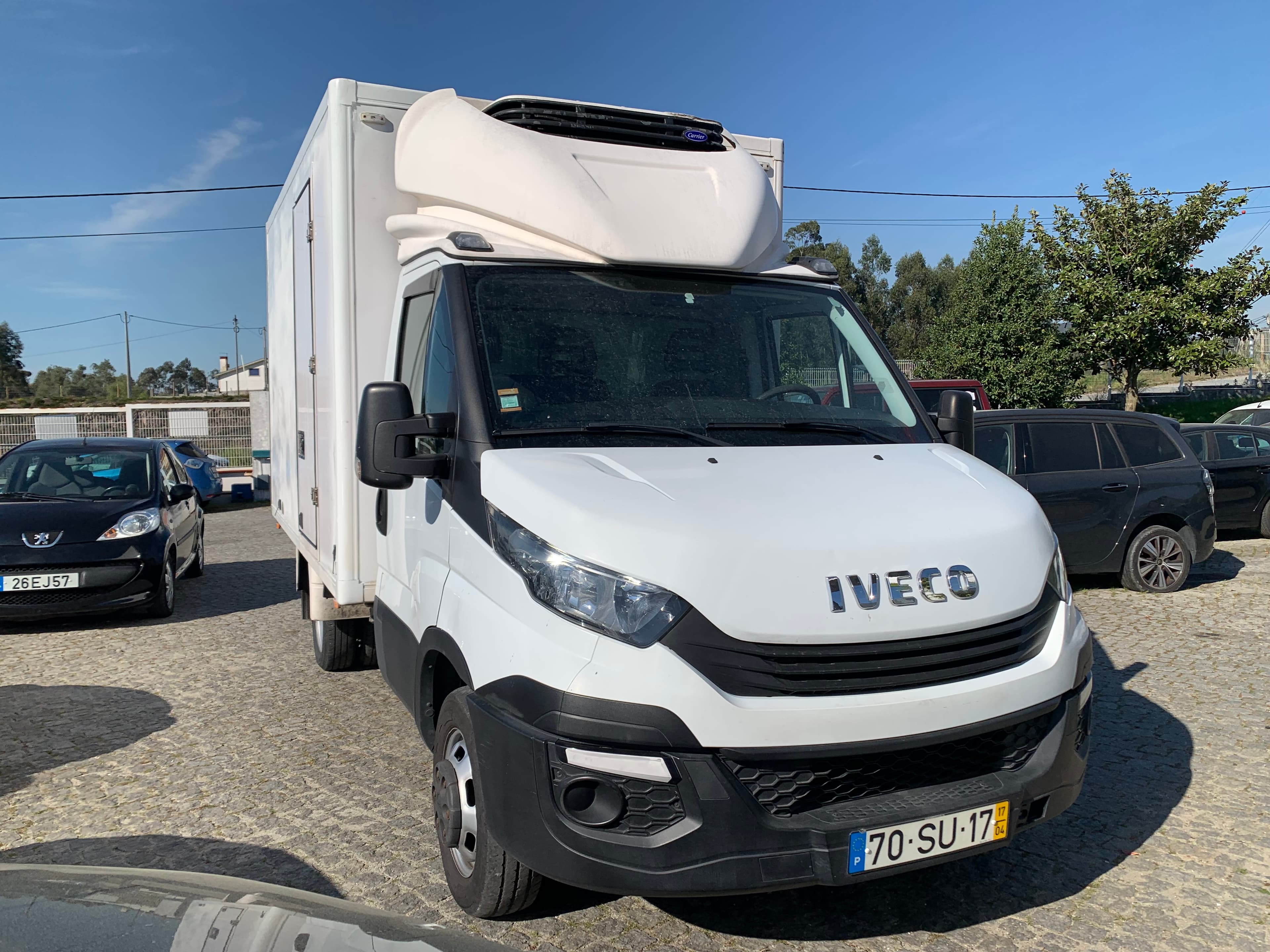 Iveco 35C14 · Ano 2017 — image 3