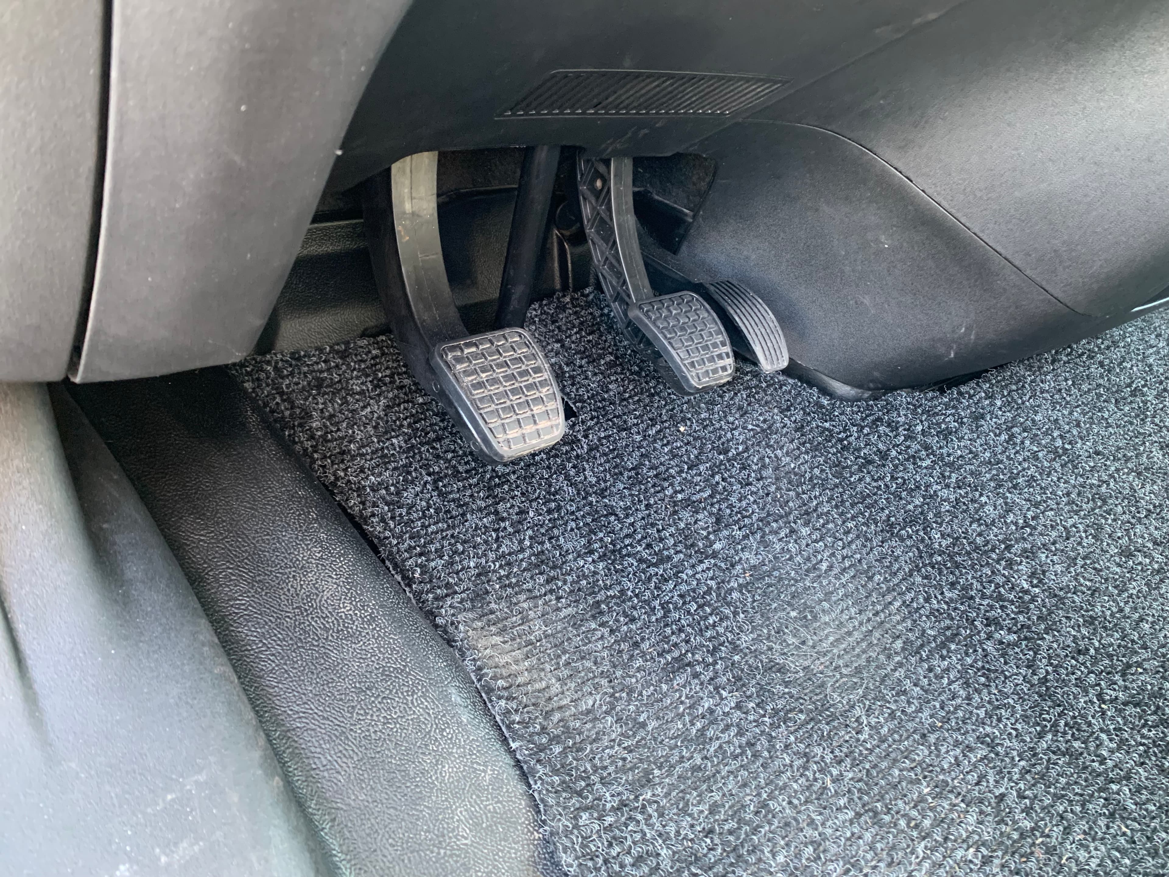 Iveco 35C14 · Ano 2017 — image 15