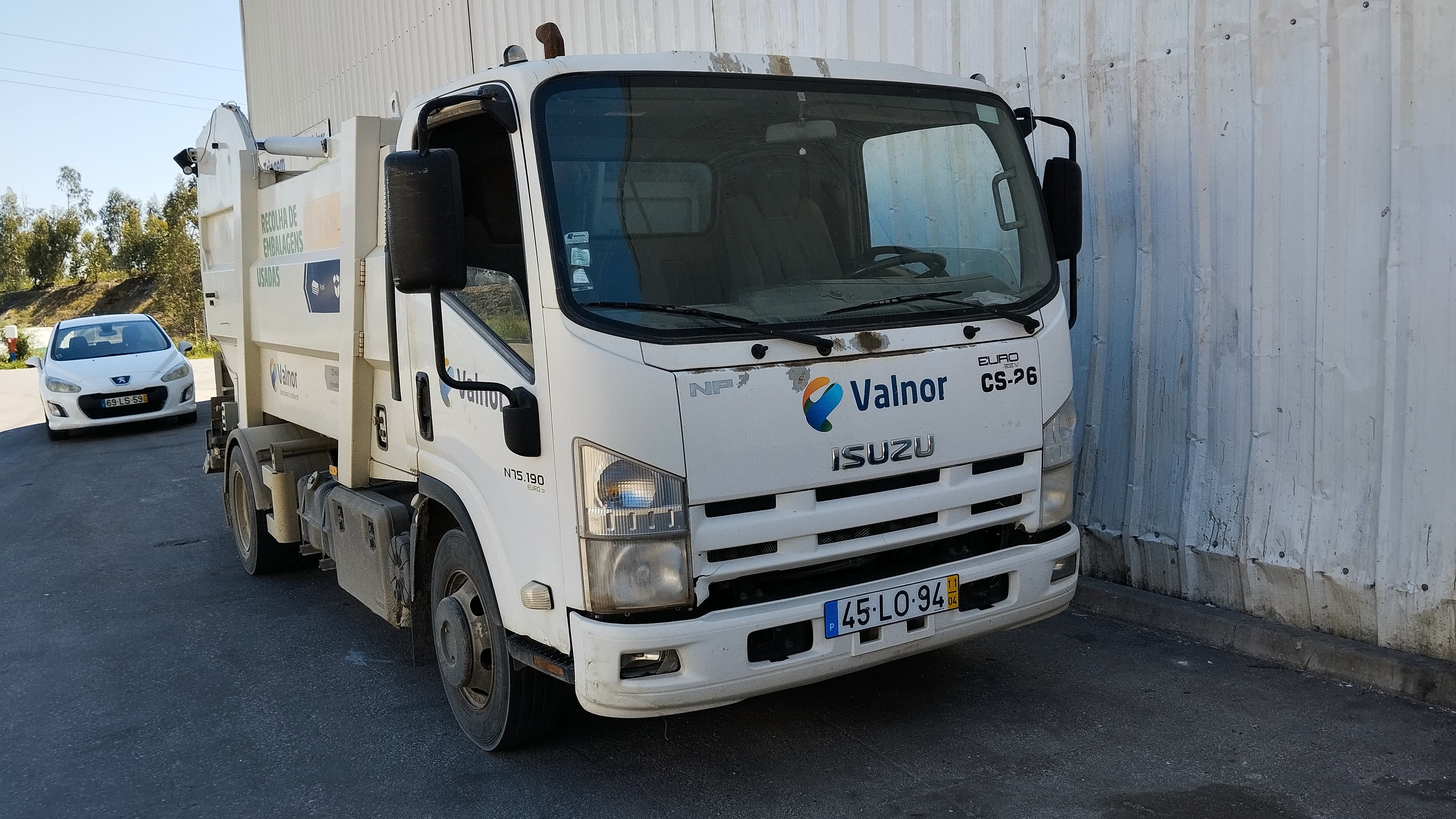 Isuzu