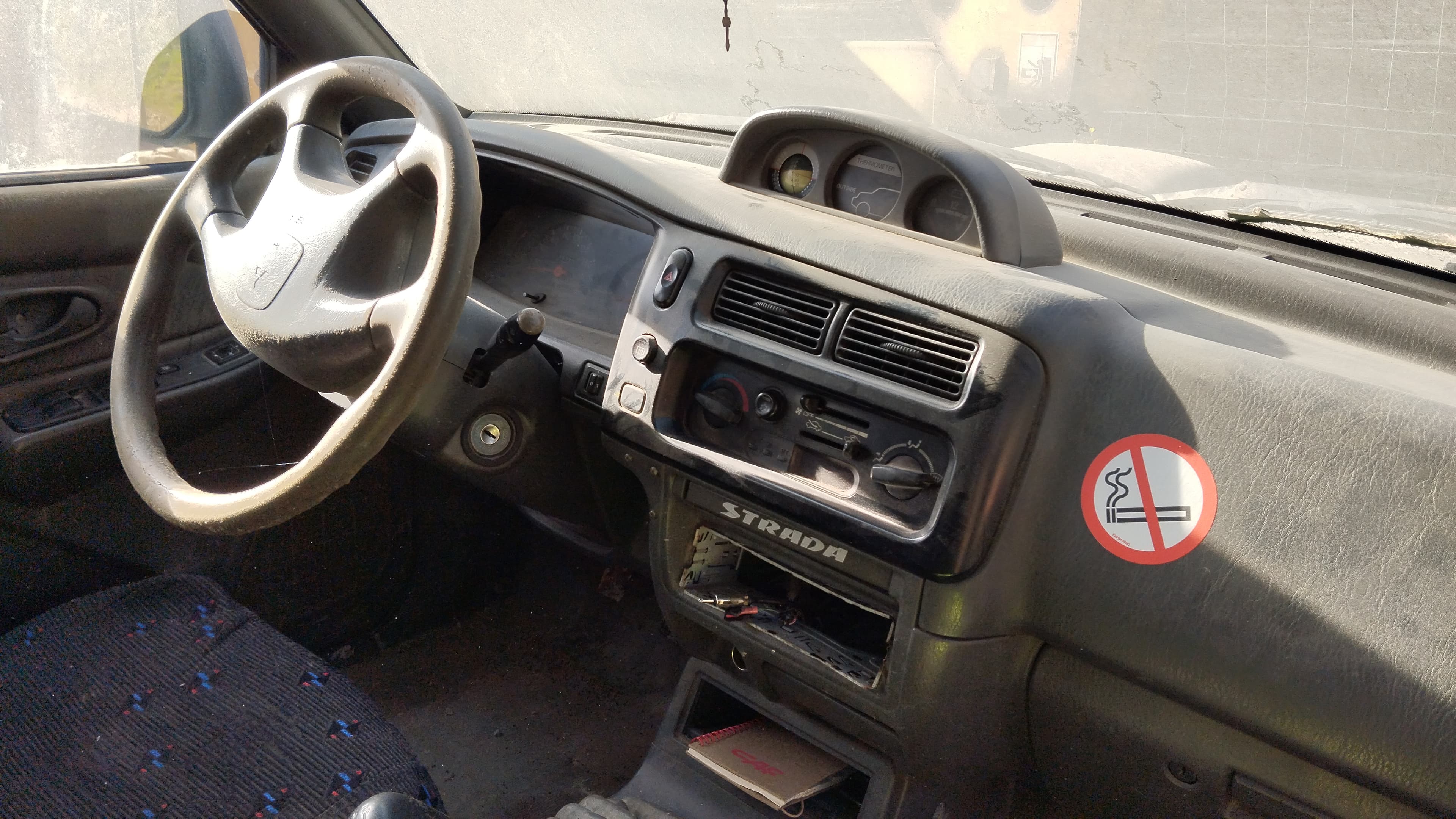 Mitsubishi L200 — imagem 8
