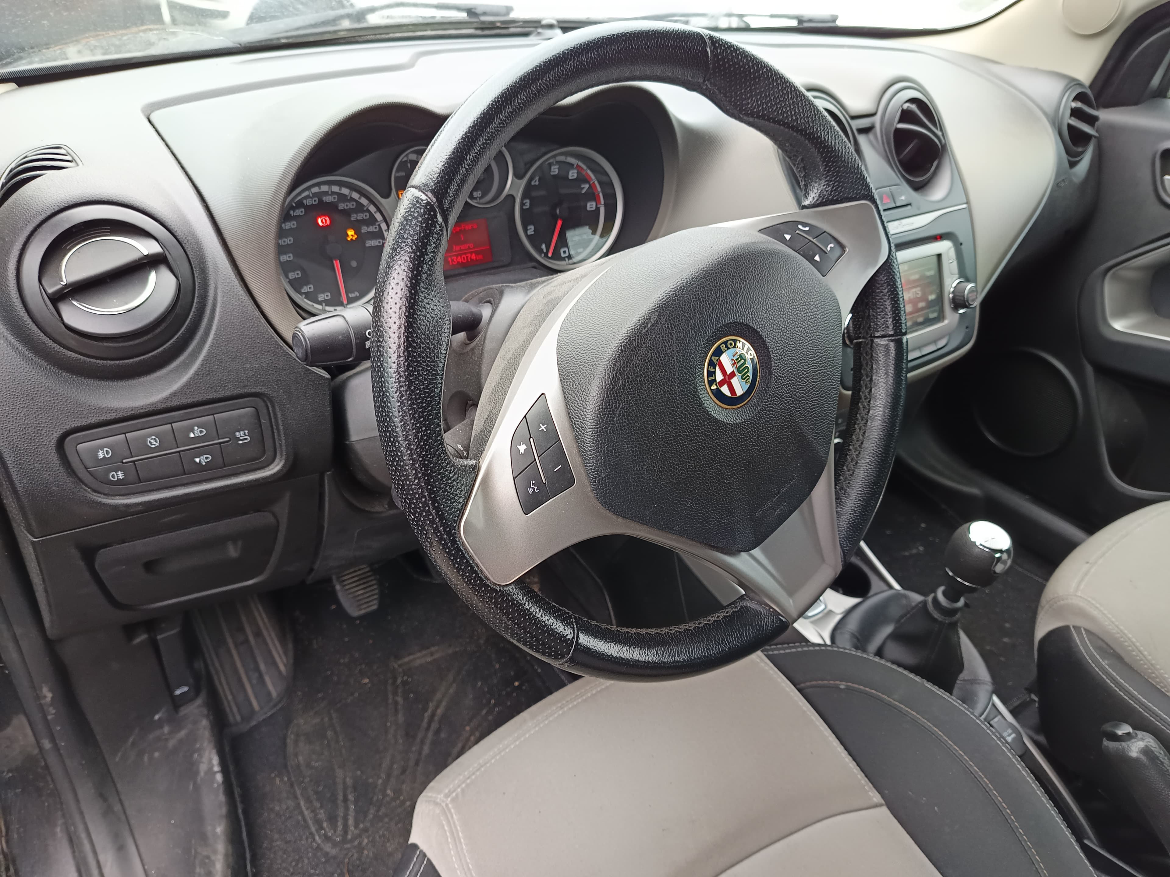Alfa Romeo · Ano 2014 — imagen 23