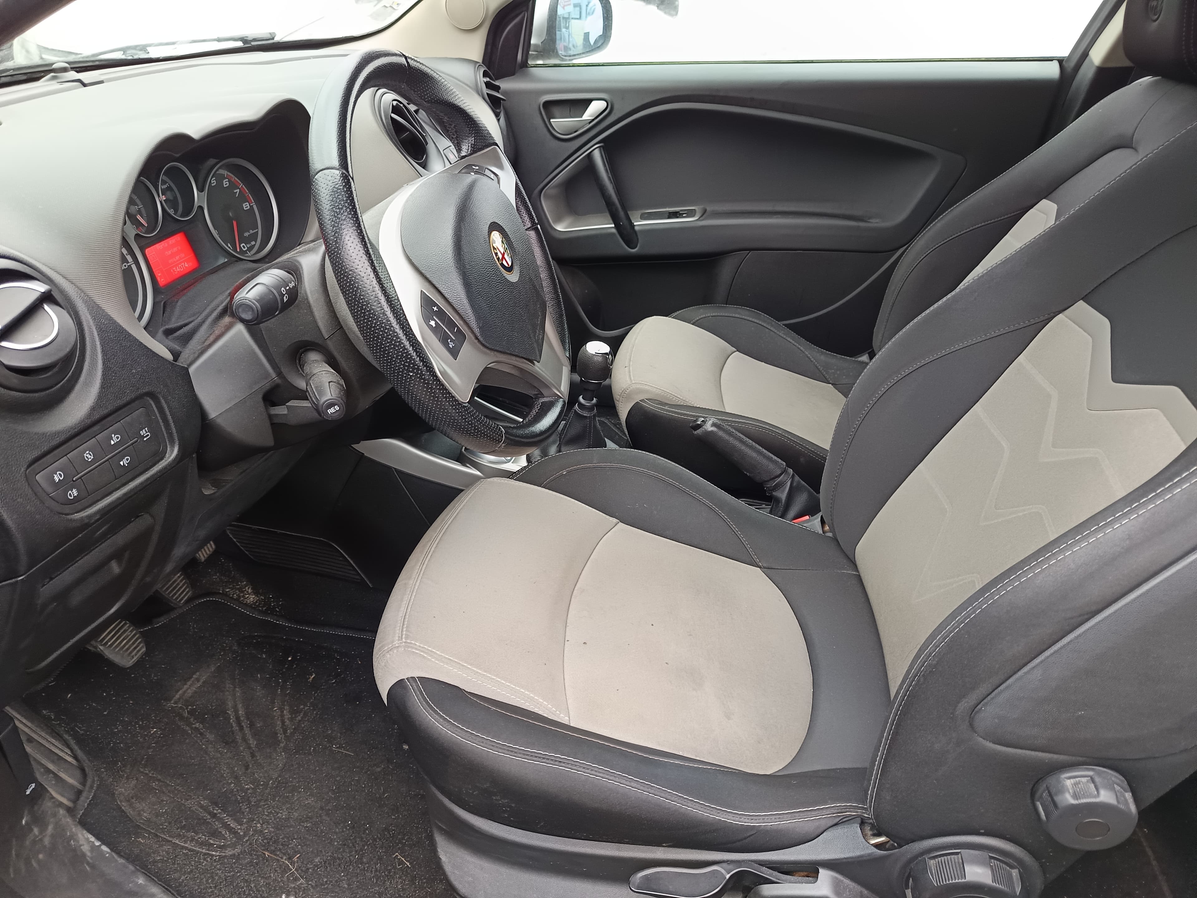 Alfa Romeo · Ano 2014 — imagen 20