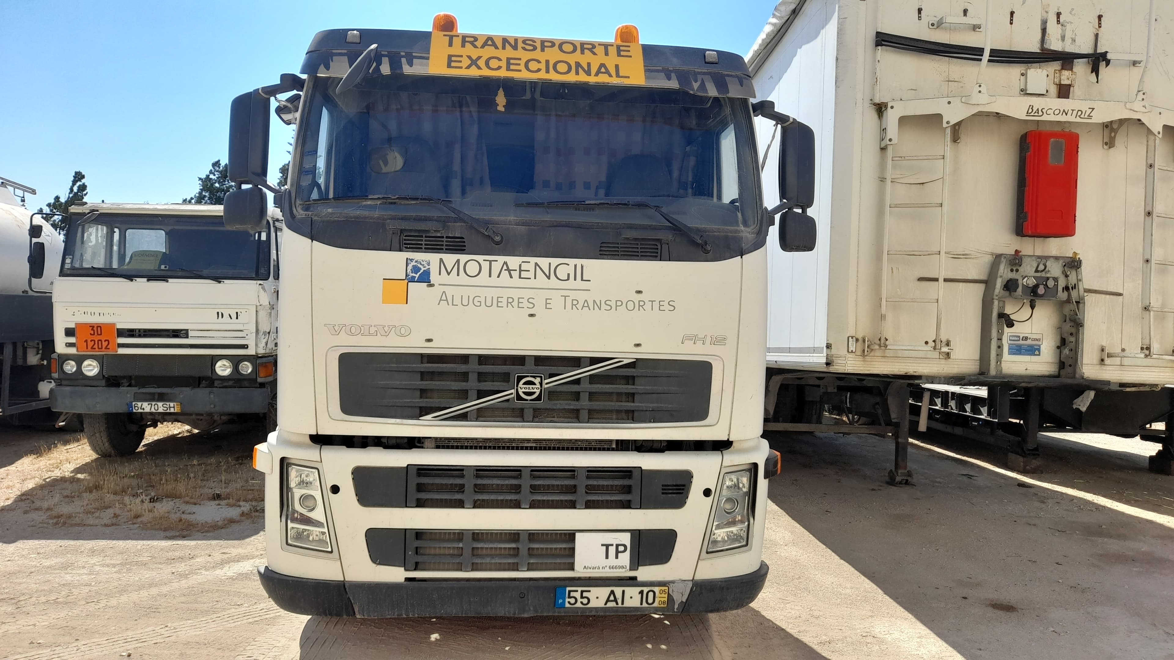Camião Trator VOLVO — imagen 2