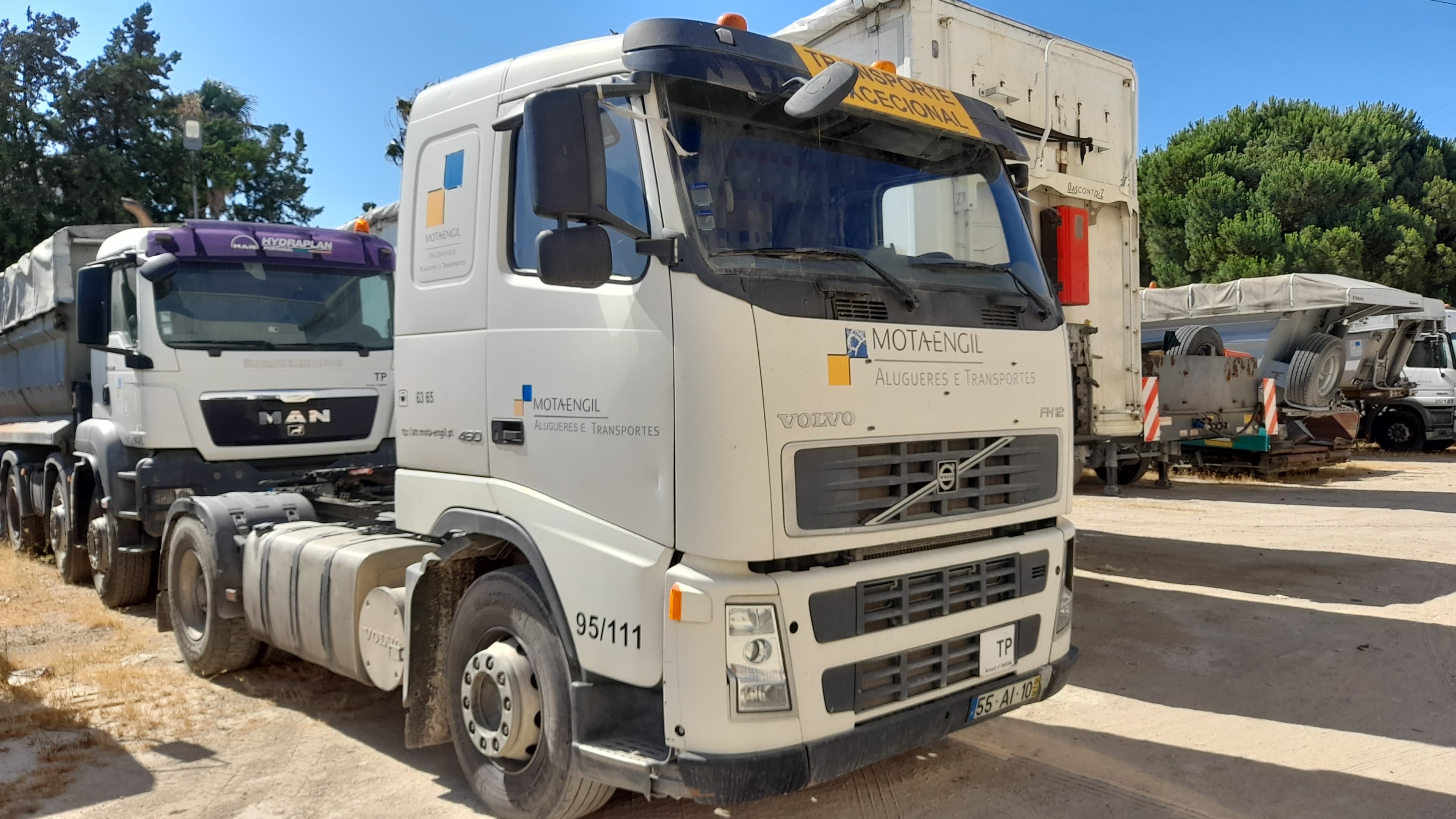 Camião Trator VOLVO