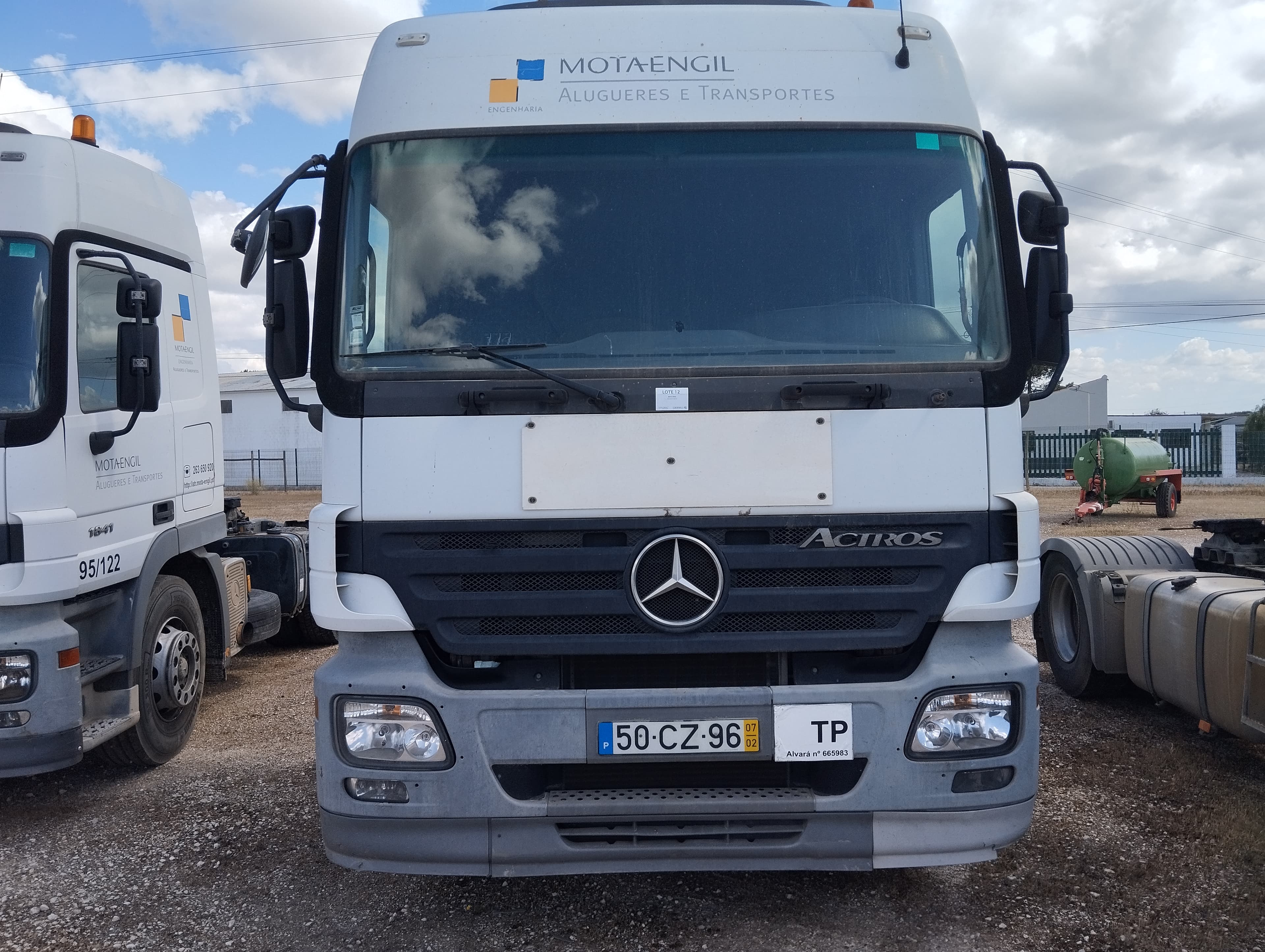 Camião Trator MERCEDES-BENZ