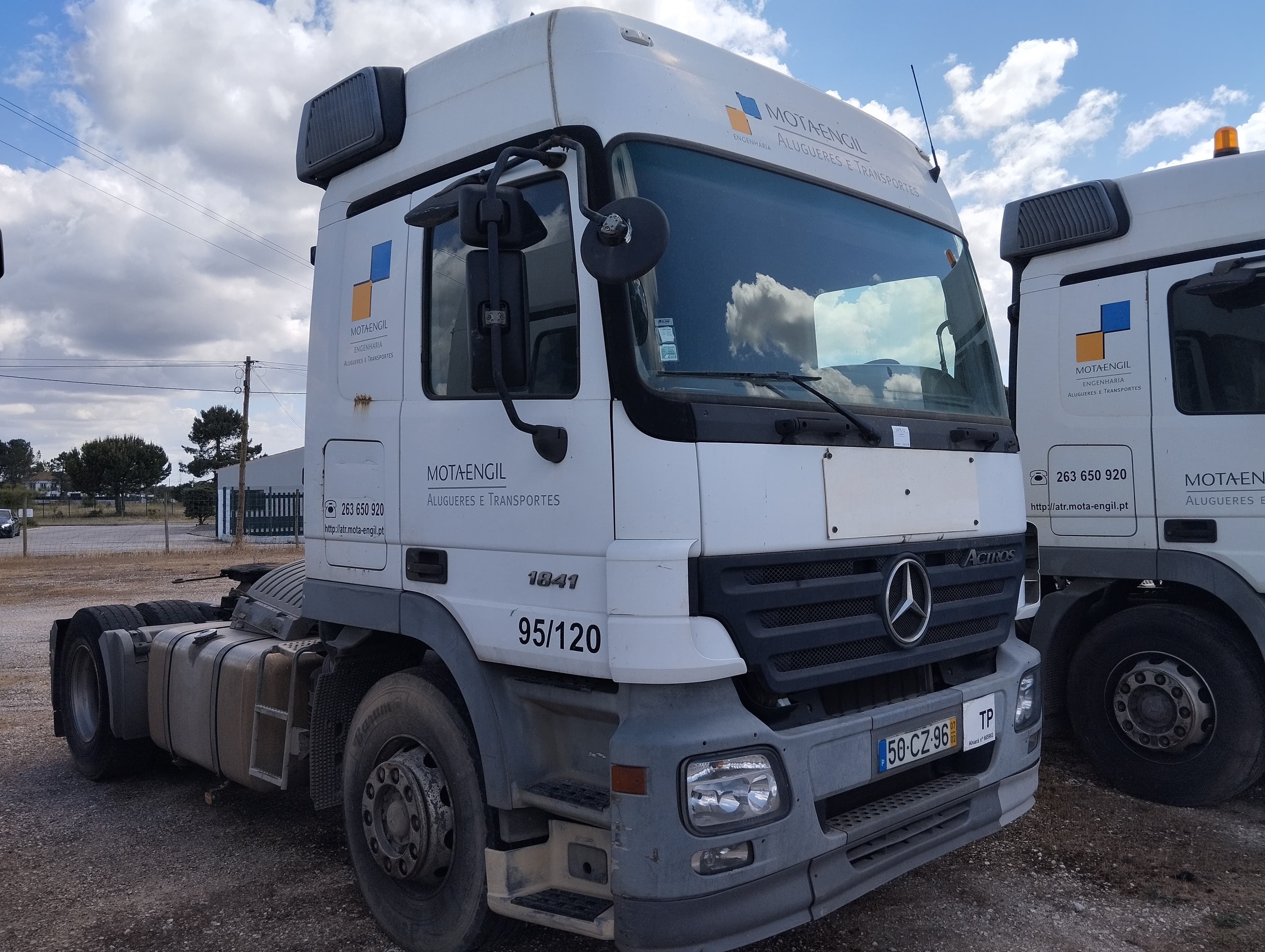 Camião Trator MERCEDES-BENZ — imagen 4