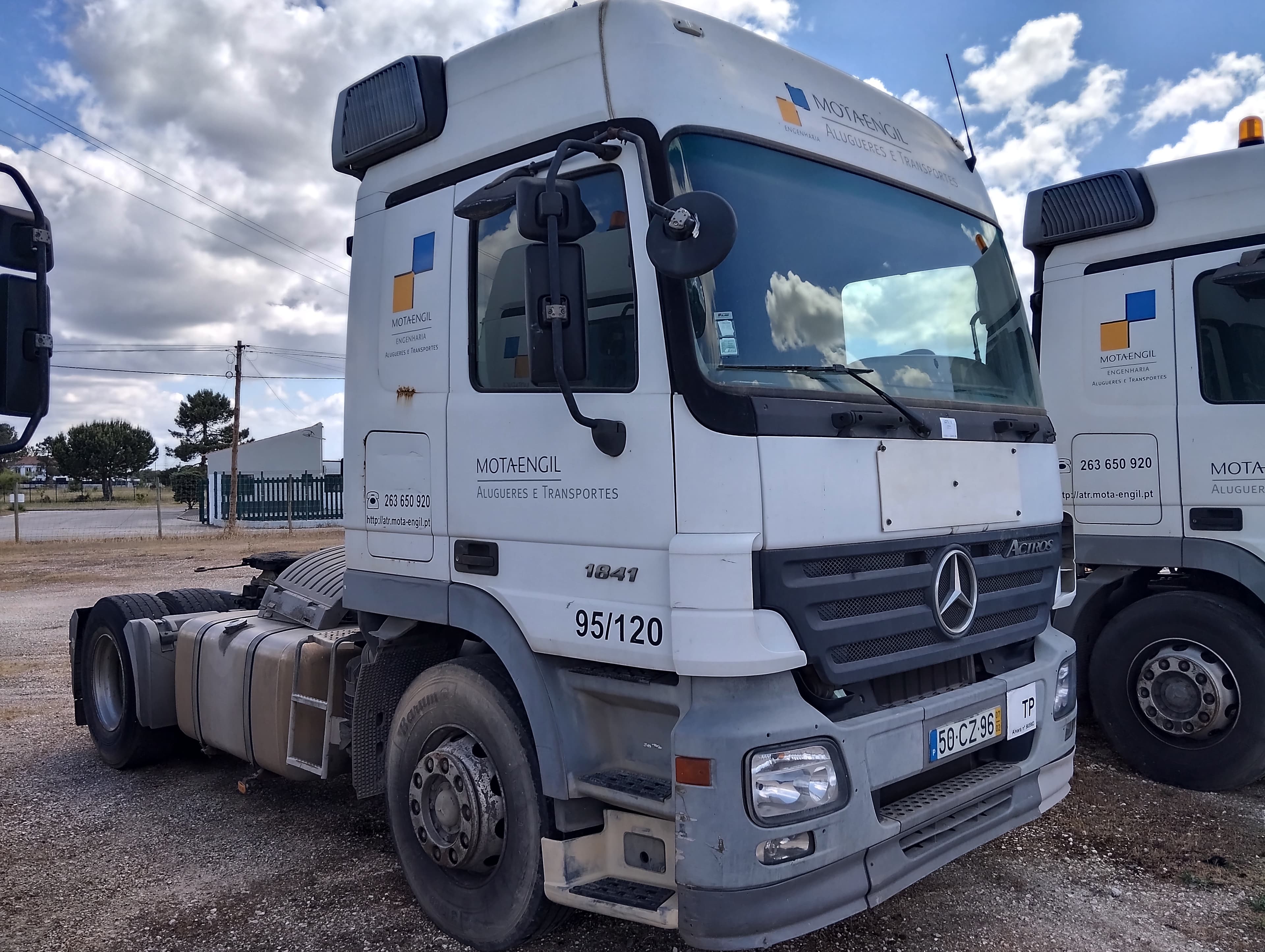 Camião Trator MERCEDES-BENZ — imagen 2