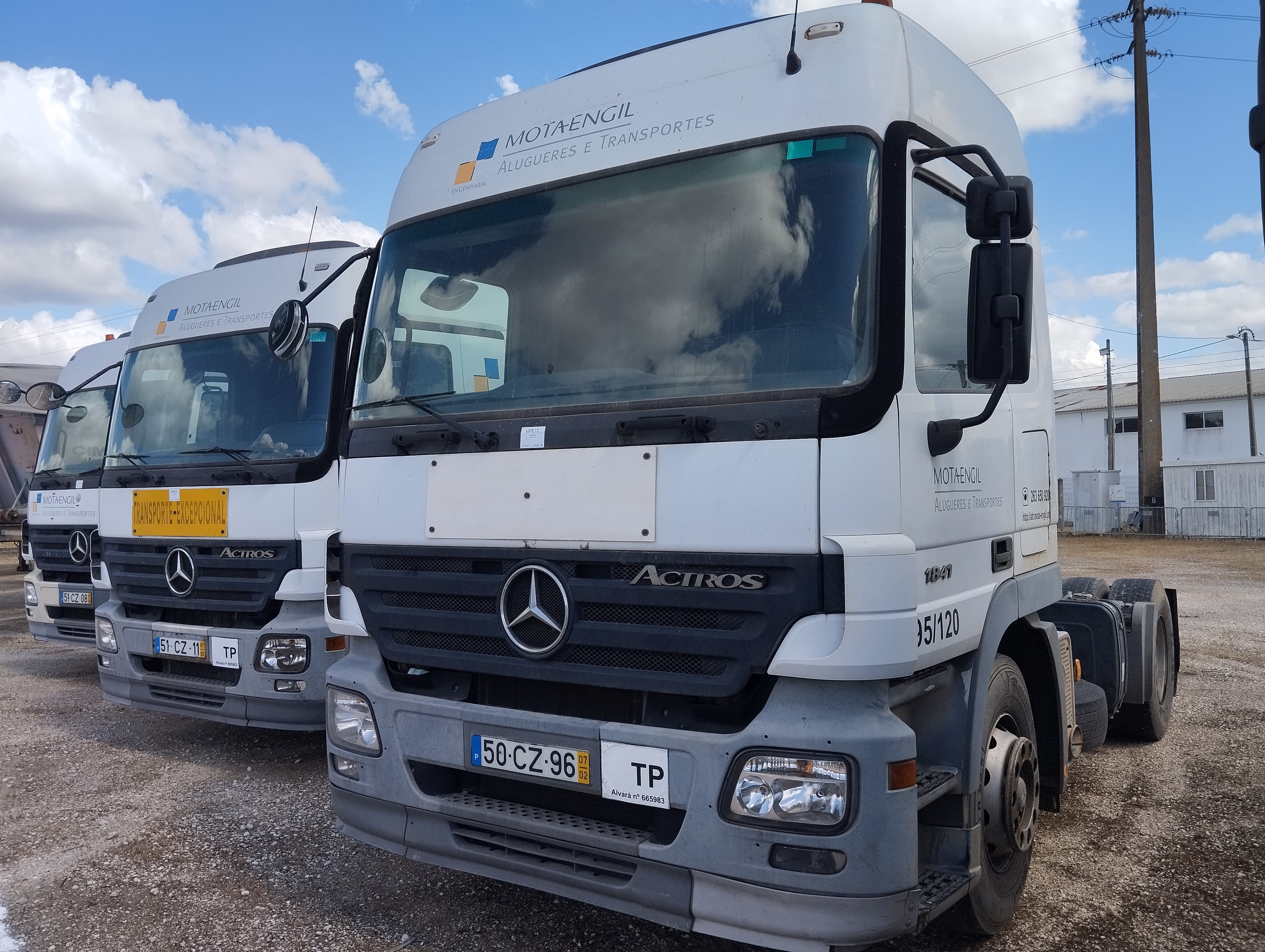 Camião Trator MERCEDES-BENZ — imagen 3