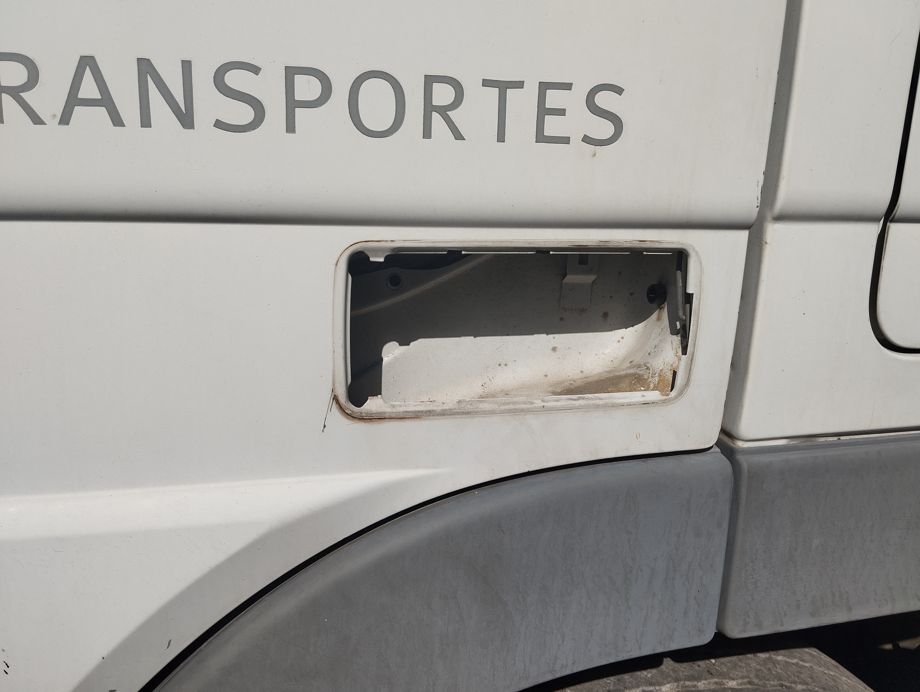 Camião Trator MERCEDES-BENZ — image 8