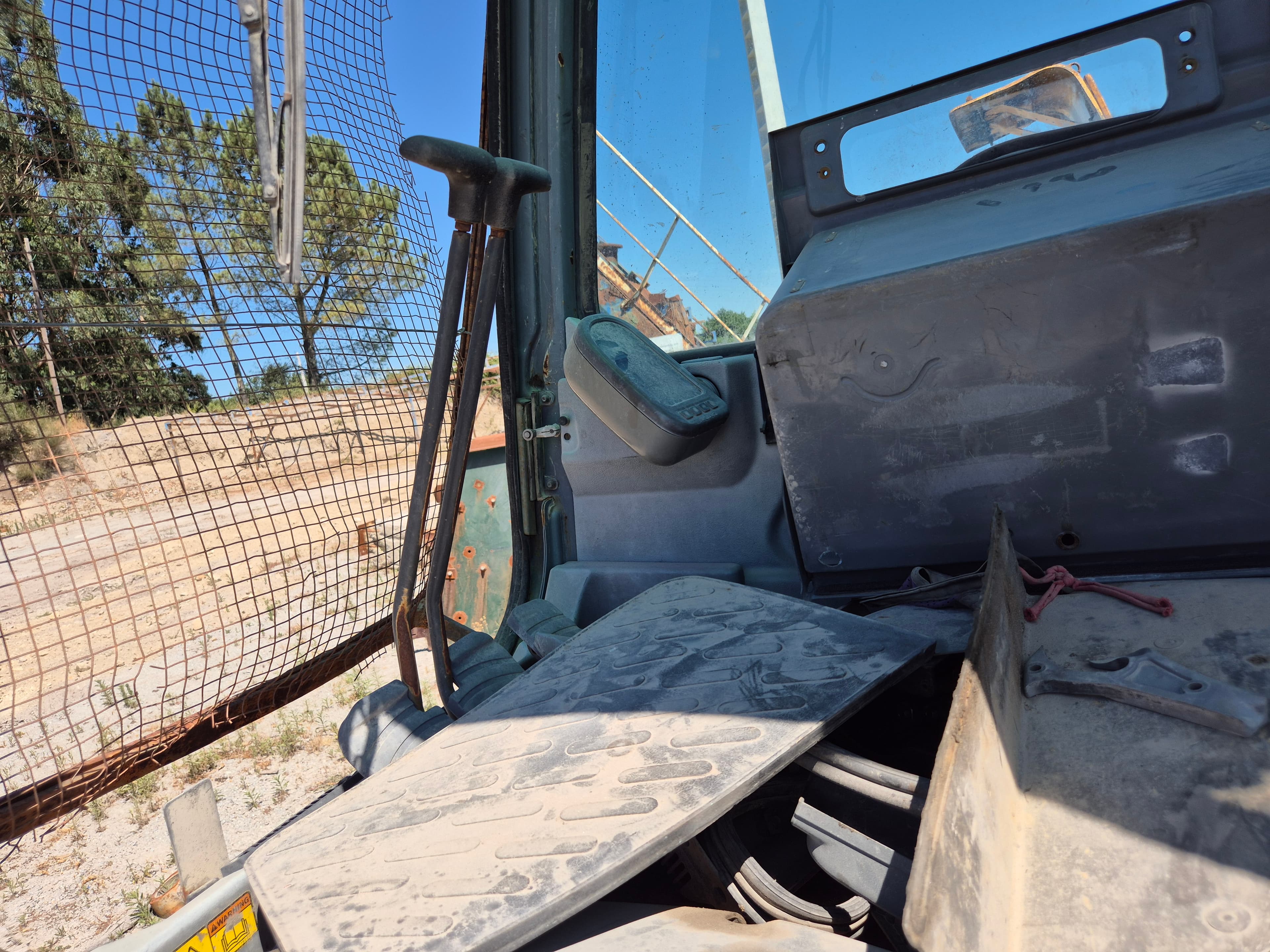 Escavadora de Rastos VOLVO — imagem 23