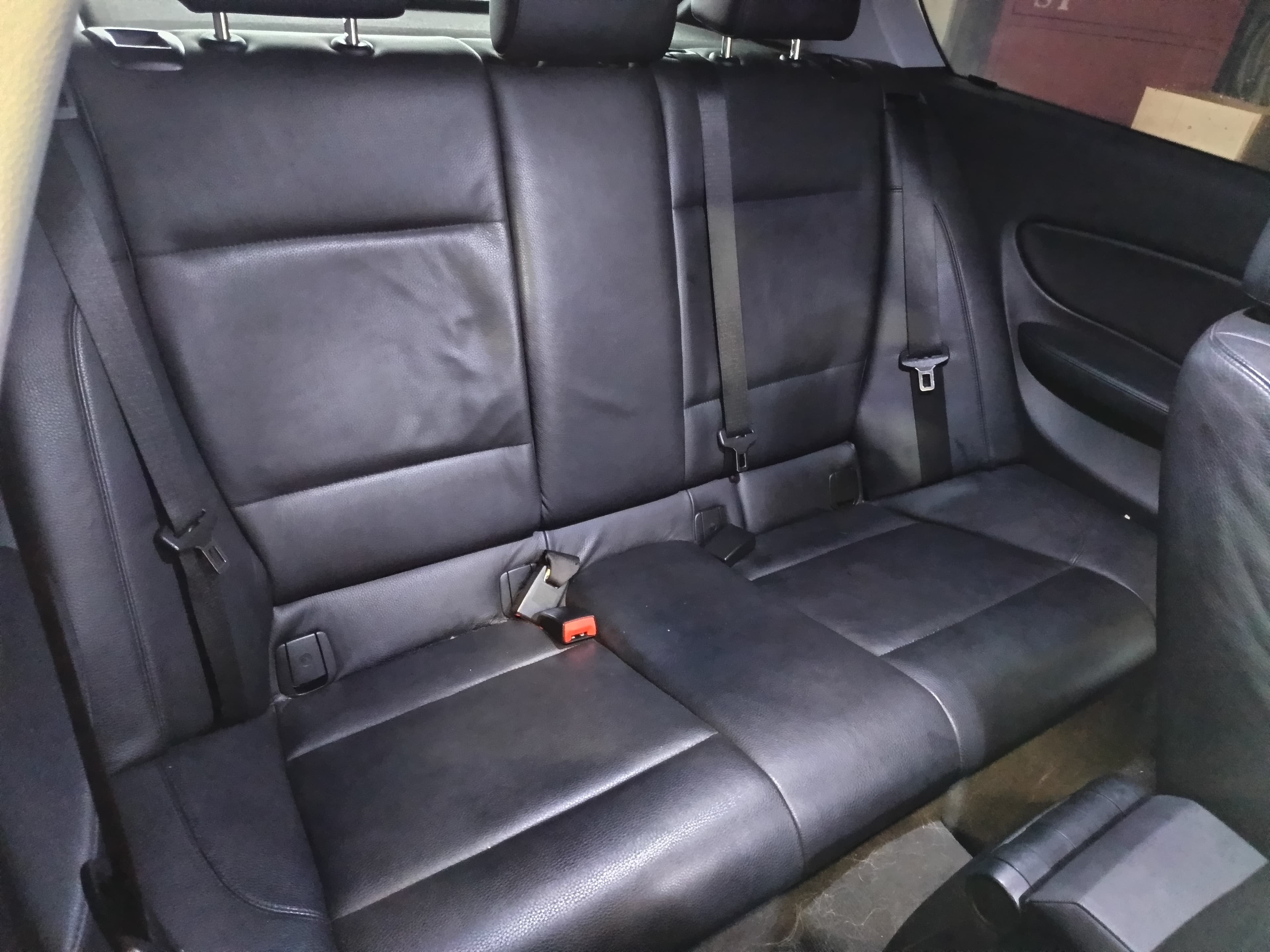 BMW 118d · Ano 2008 — image 29