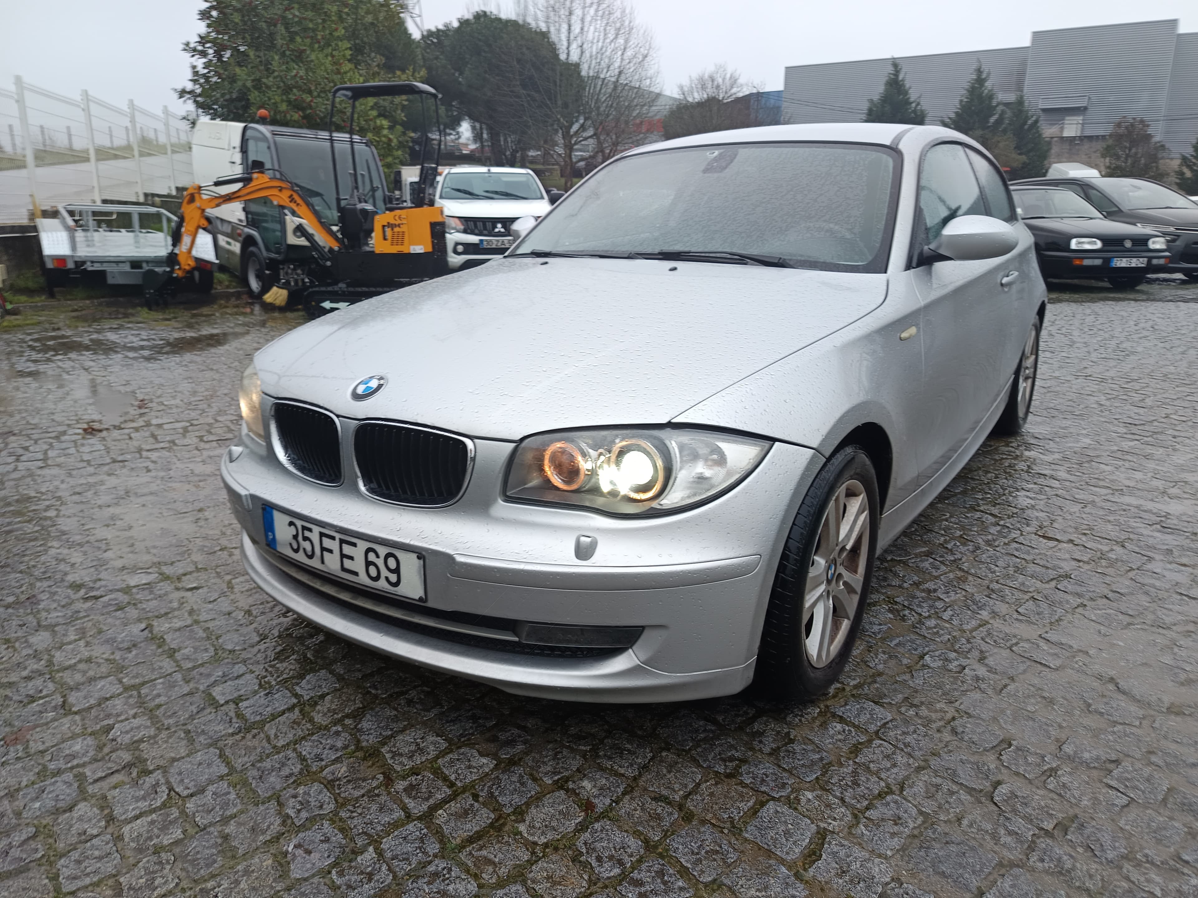 BMW 118d · Ano 2008 — image 1