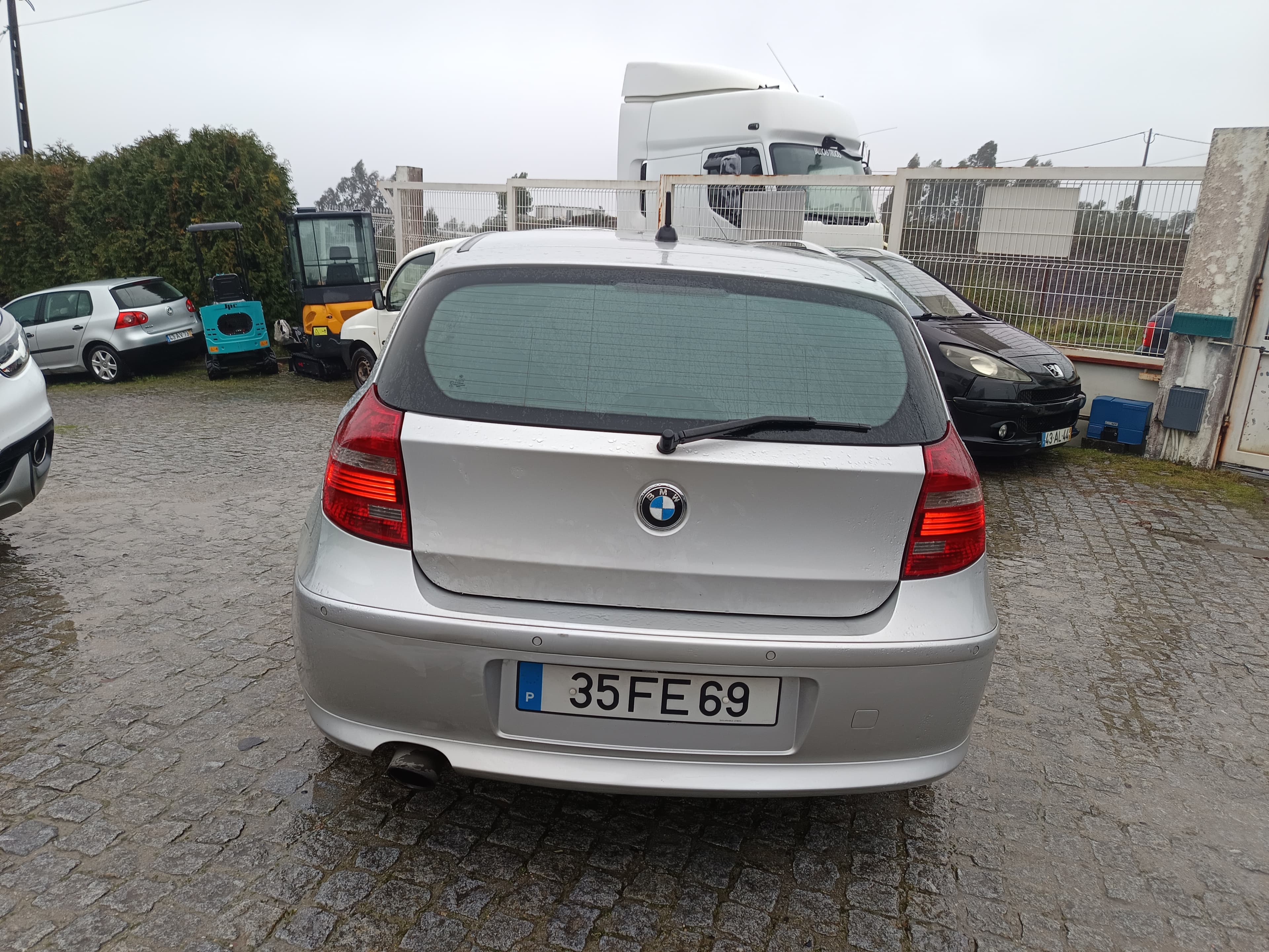 BMW 118d · Ano 2008 — image 5