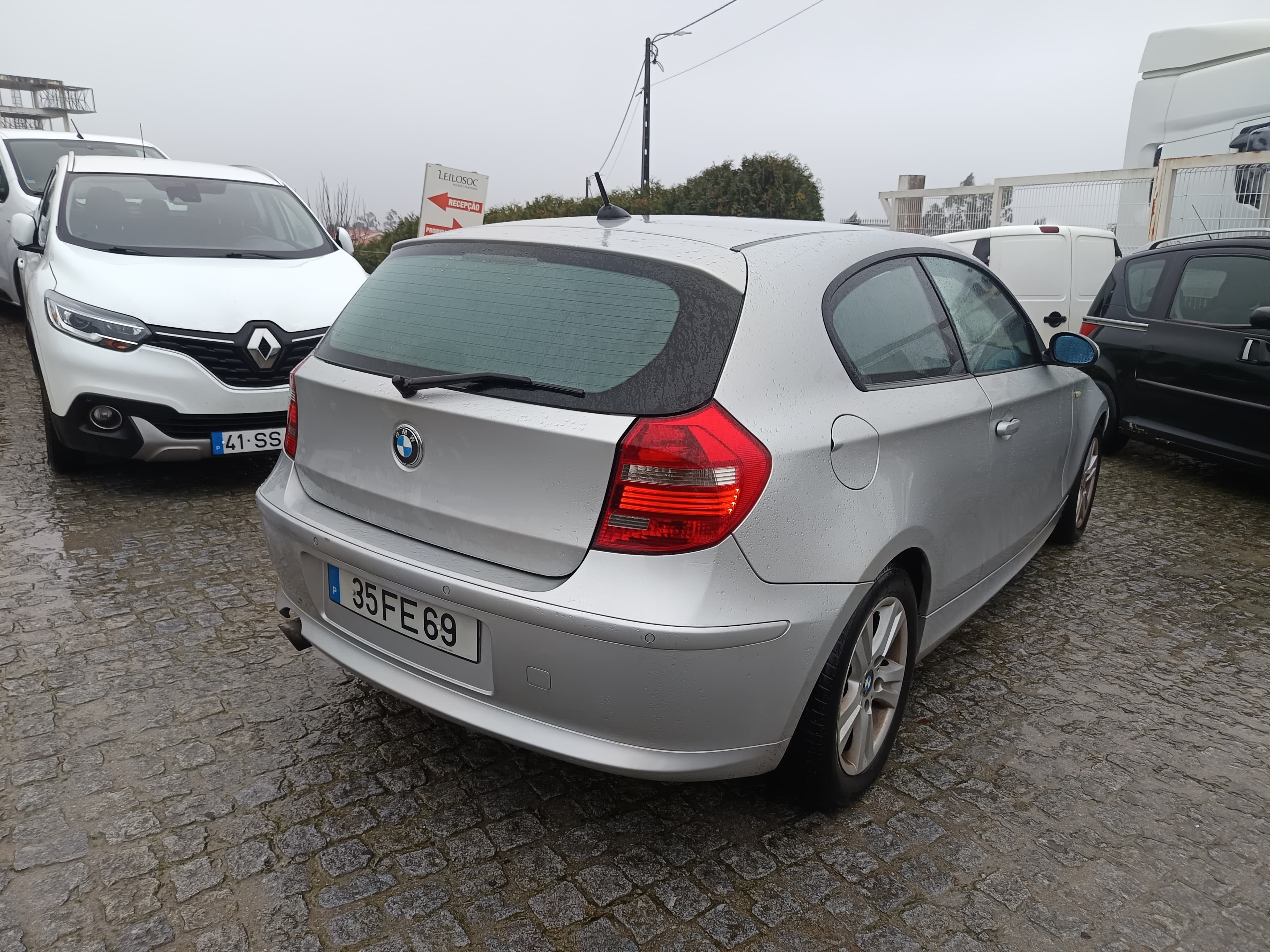 BMW 118d · Ano 2008 — image 4