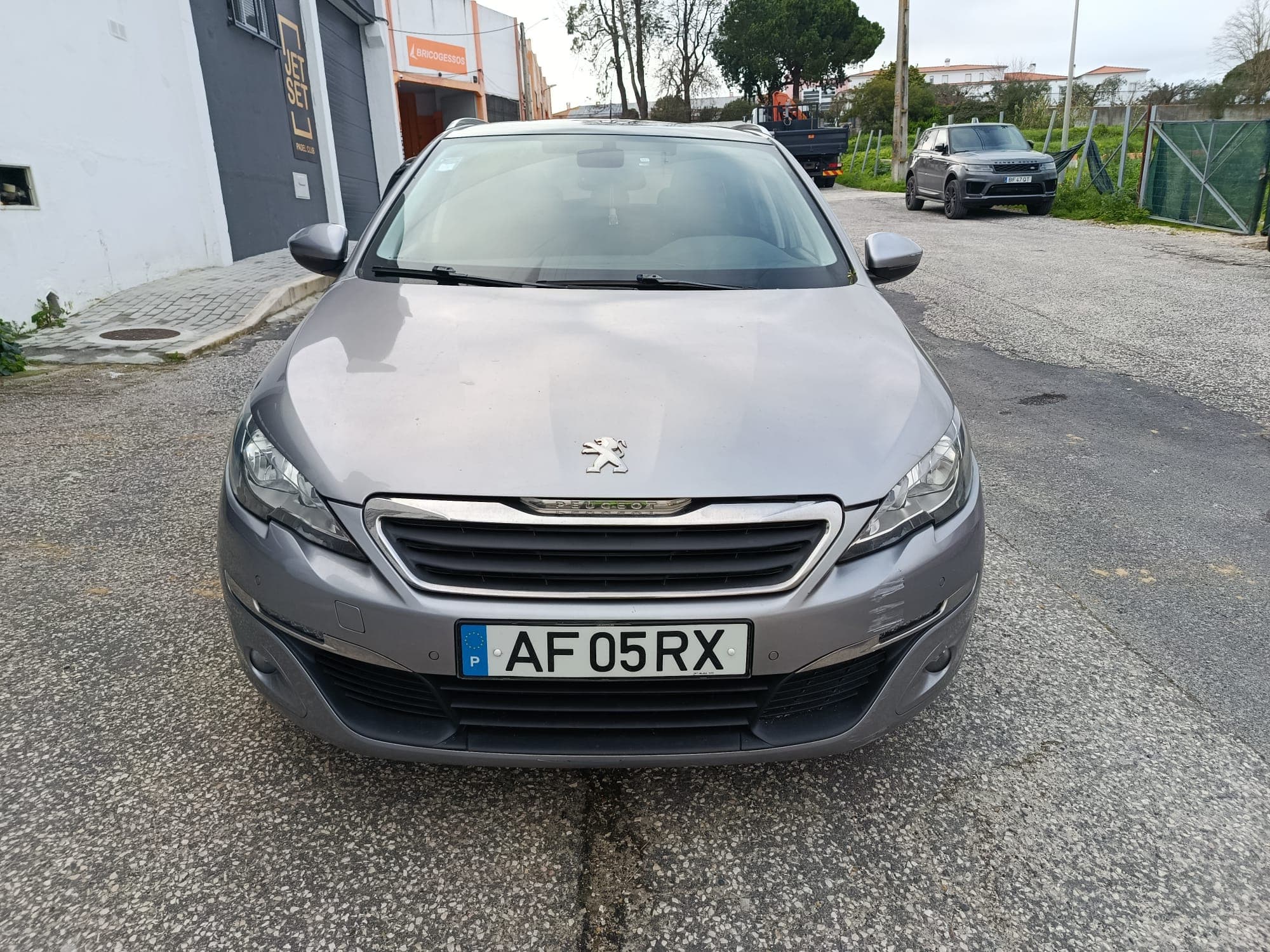 Peugeot 308 SW · Ano 2015 — imagem 2