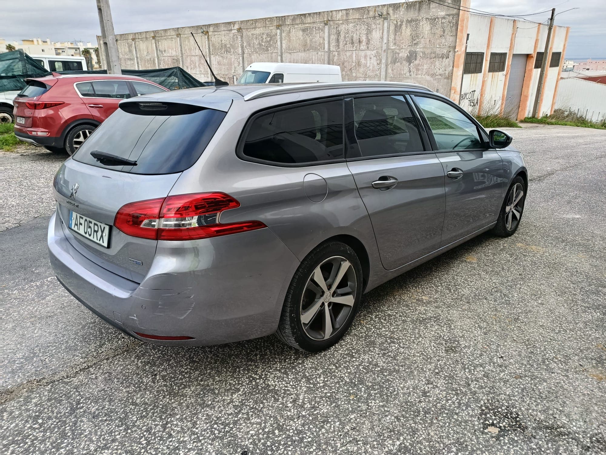 Peugeot 308 SW · Ano 2015 — imagem 4