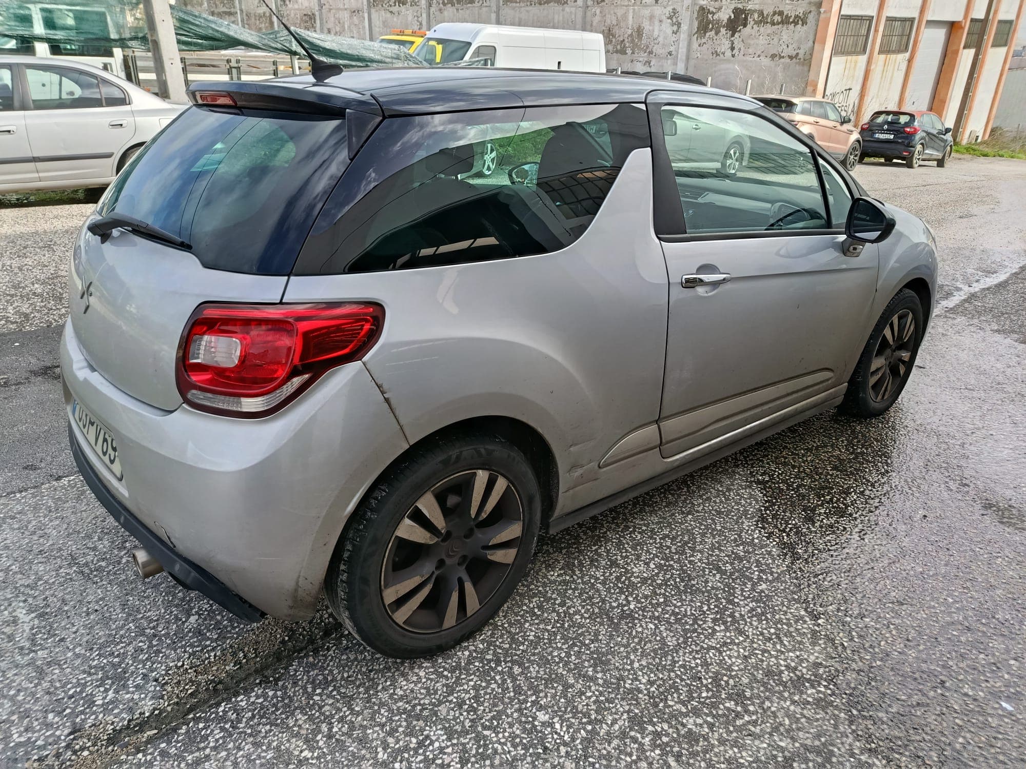 Citroën DS3 · Ano 2015 — image 4