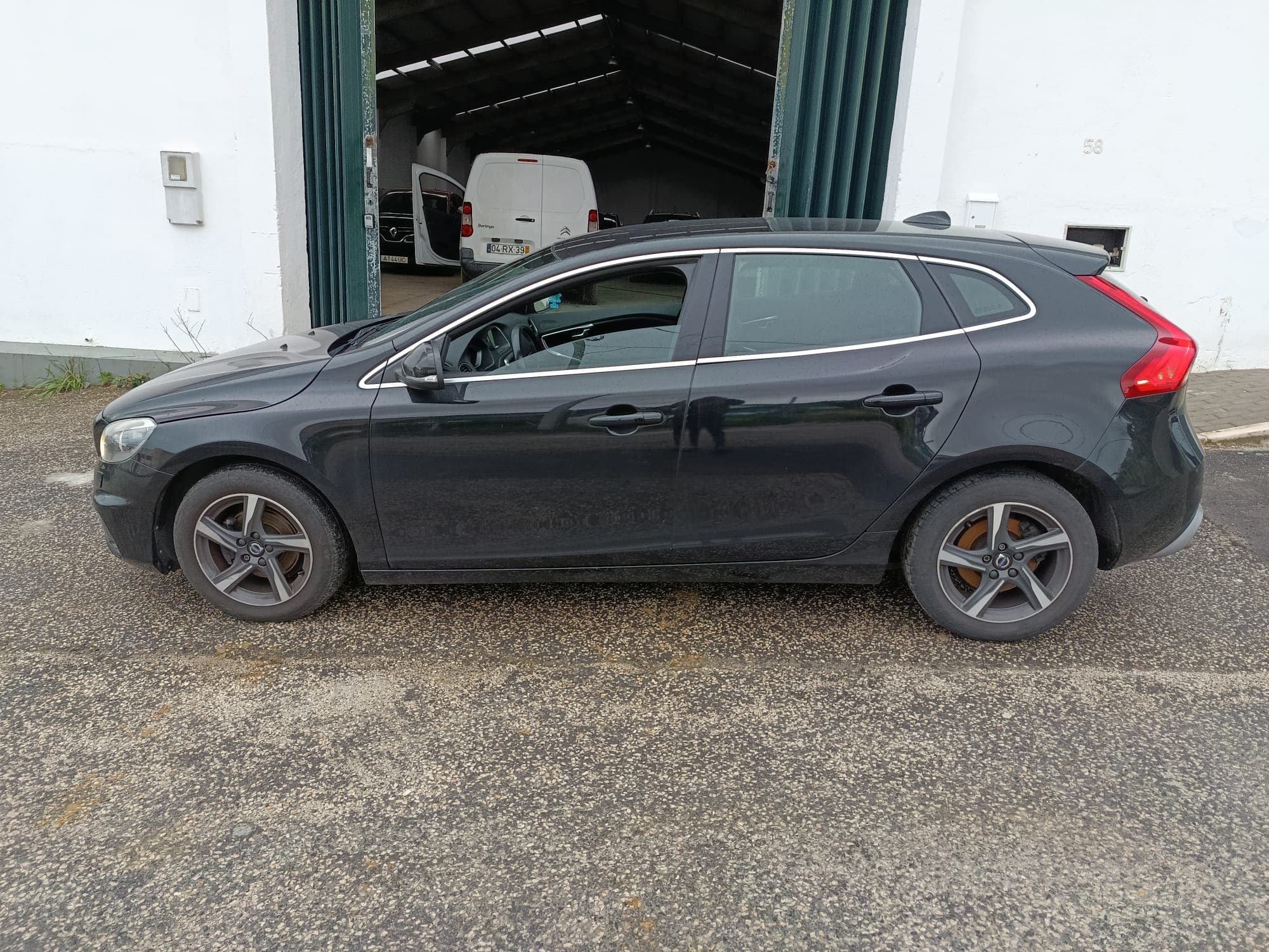 Volvo V40 · Ano 2015 — imagen 8
