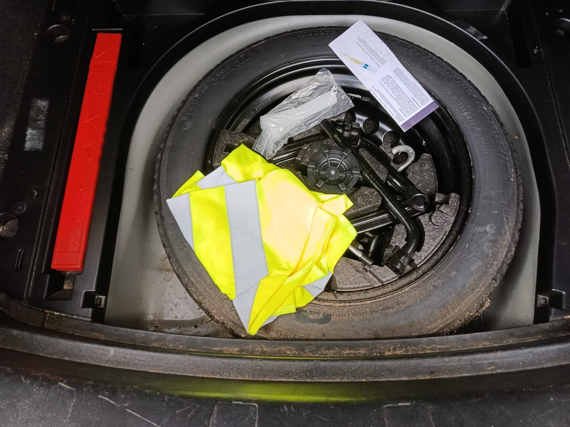 Volvo V40 · Ano 2015 — imagen 21