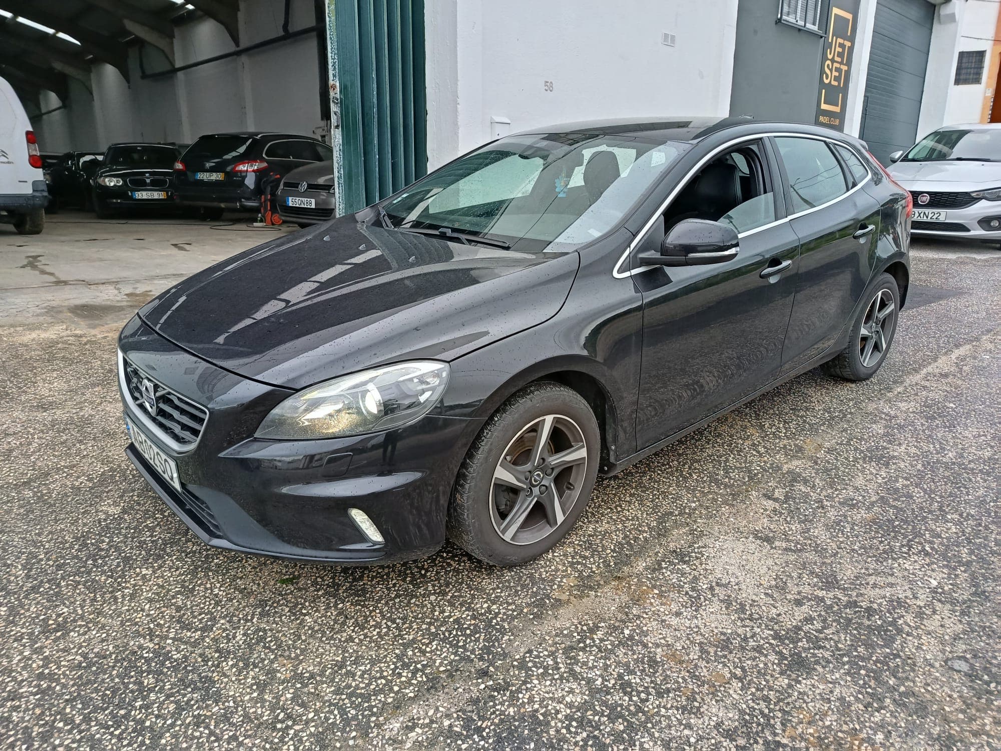 Volvo V40 · Ano 2015 — imagen 1